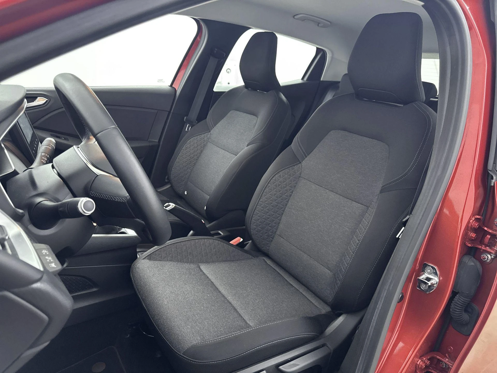 Renault-Clio-image-10