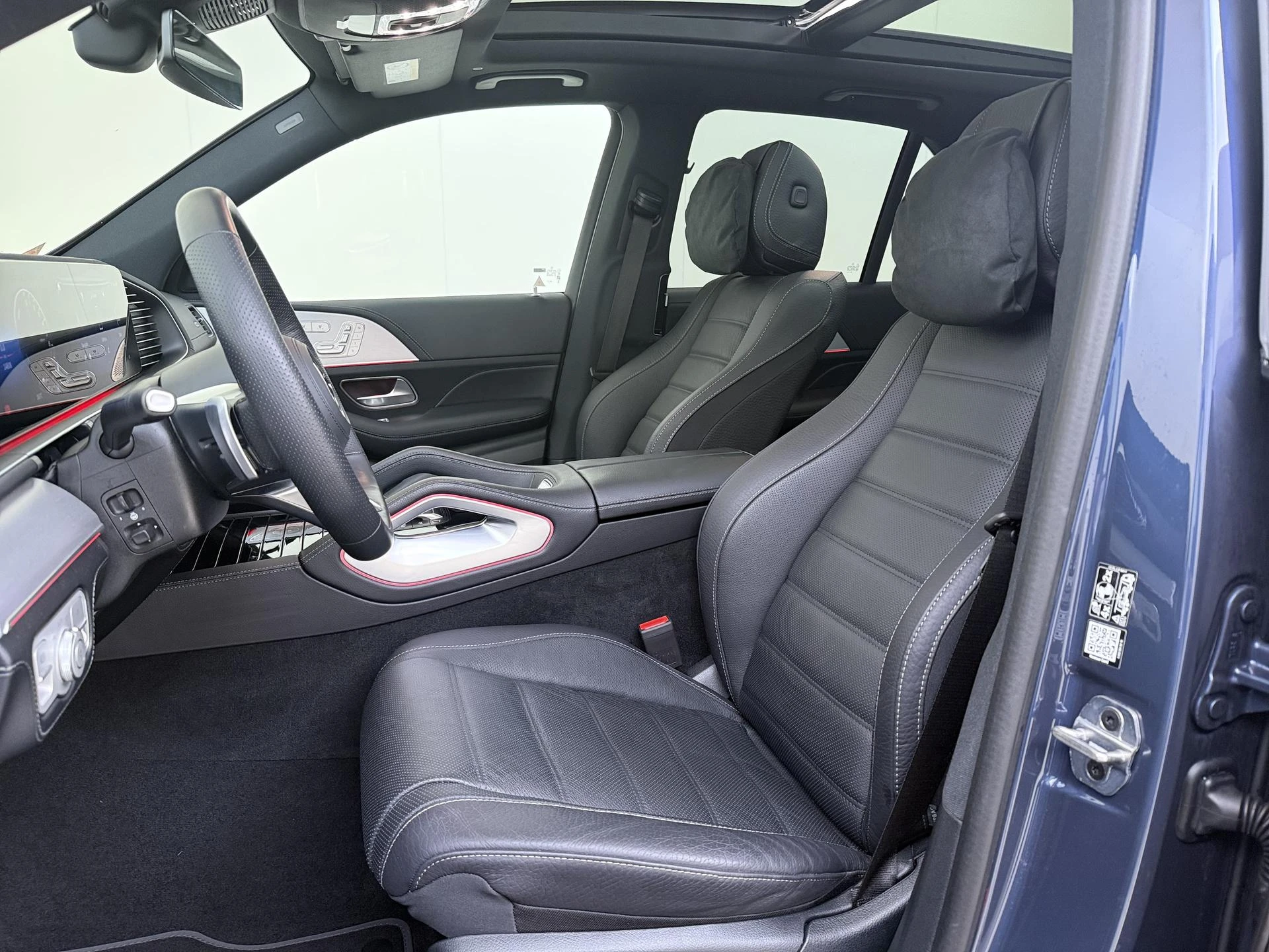 Mercedes-Benz-GLE-image-14