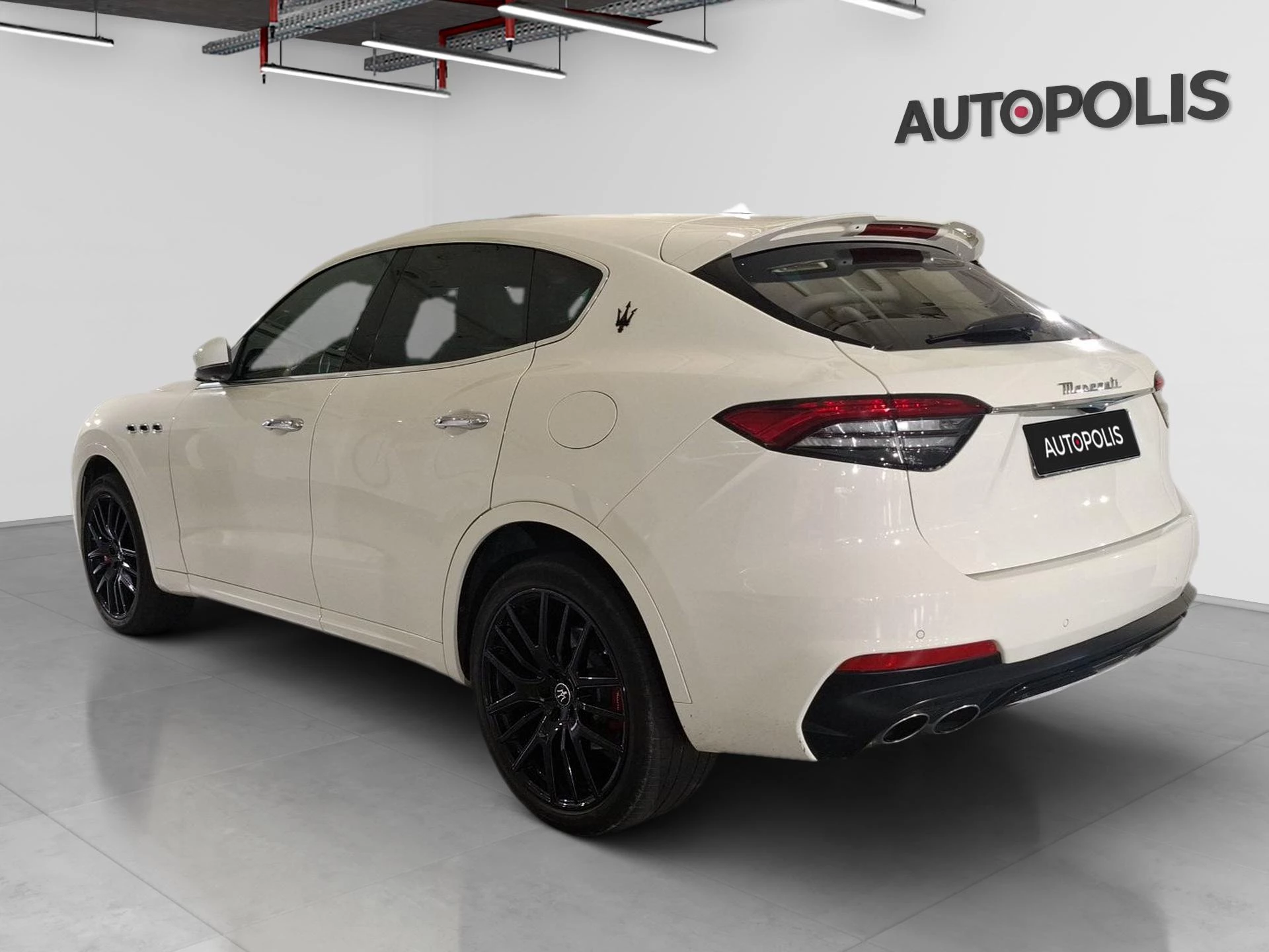 Maserati-Levante-image-14