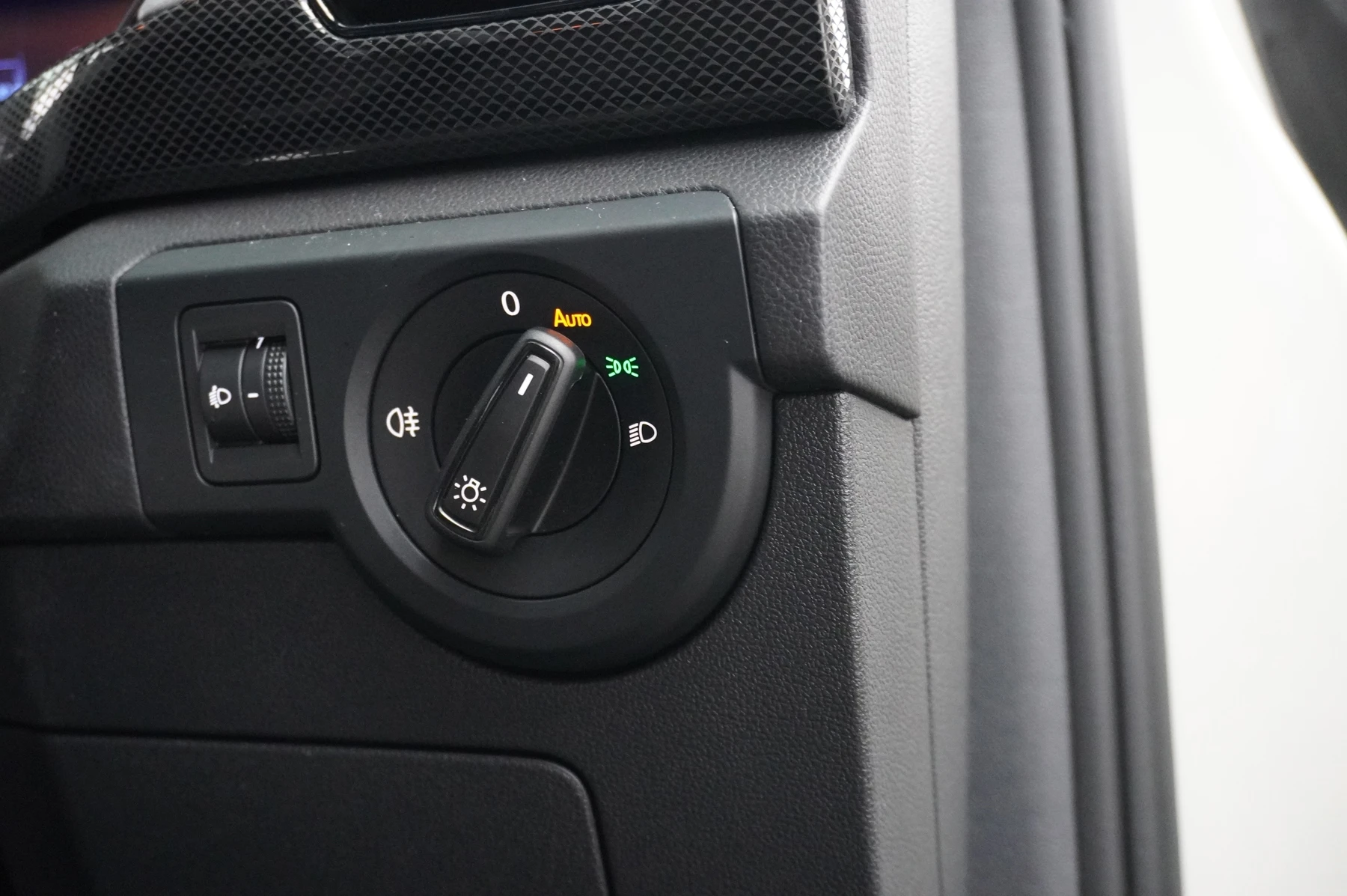 Volkswagen-T-Cross-image-22