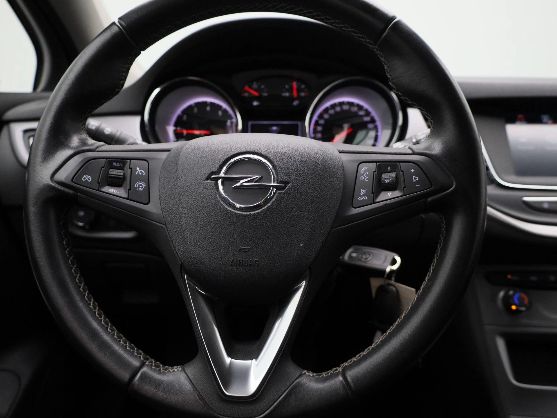 Opel-Astra-image-6