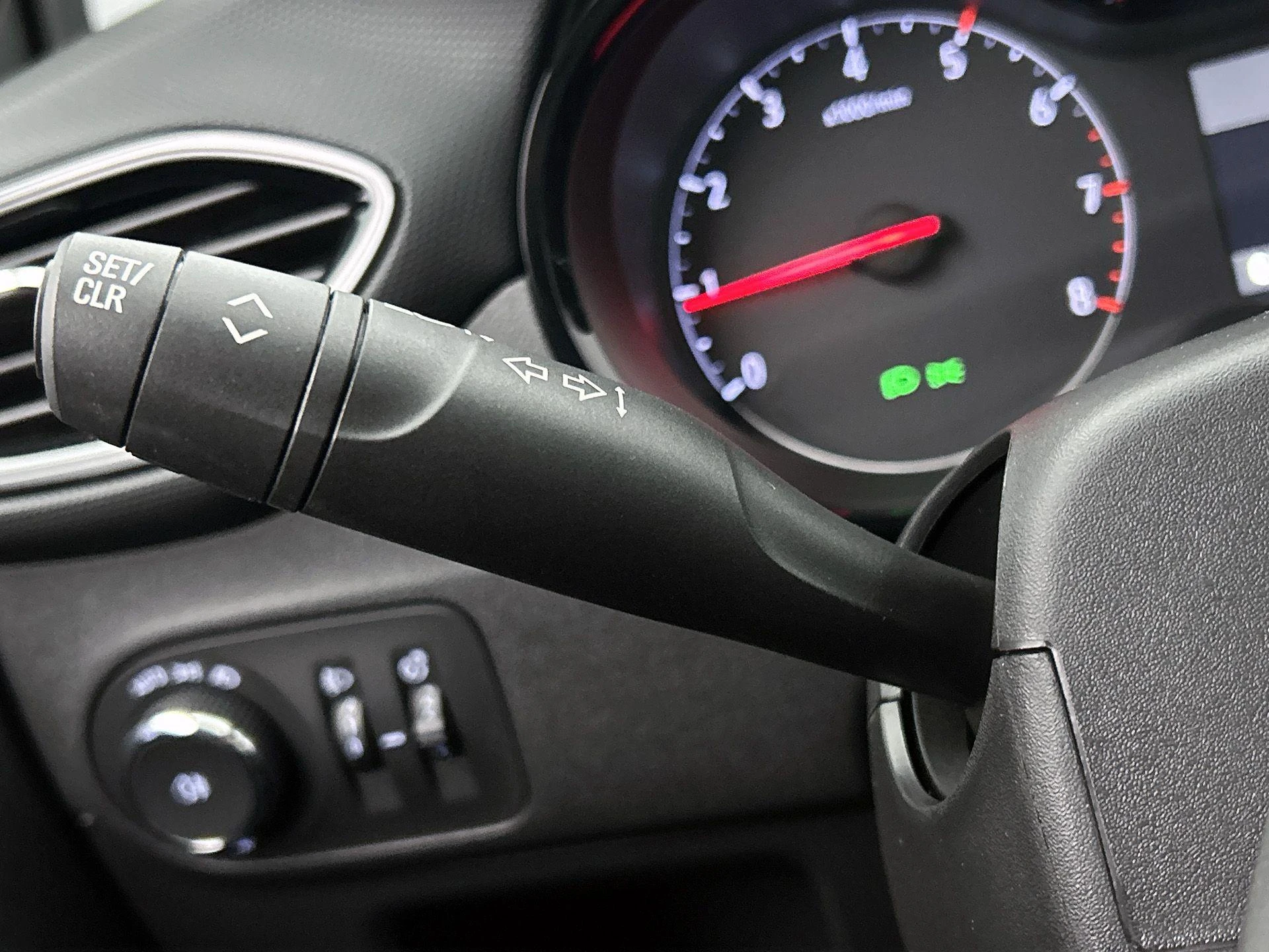 Opel-Crossland-image-8