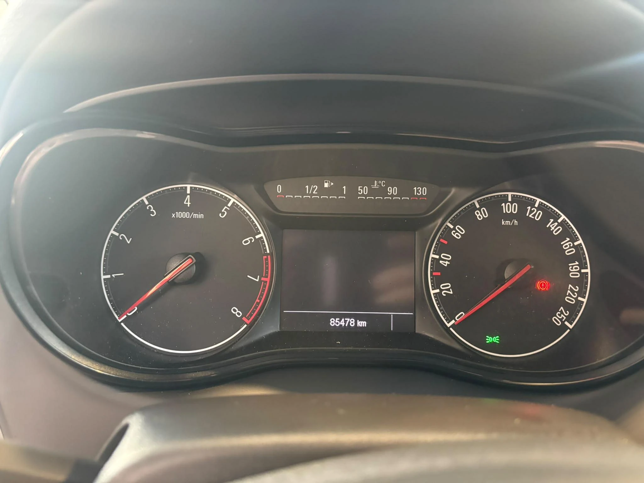 Opel-Zafira Tourer-image-9