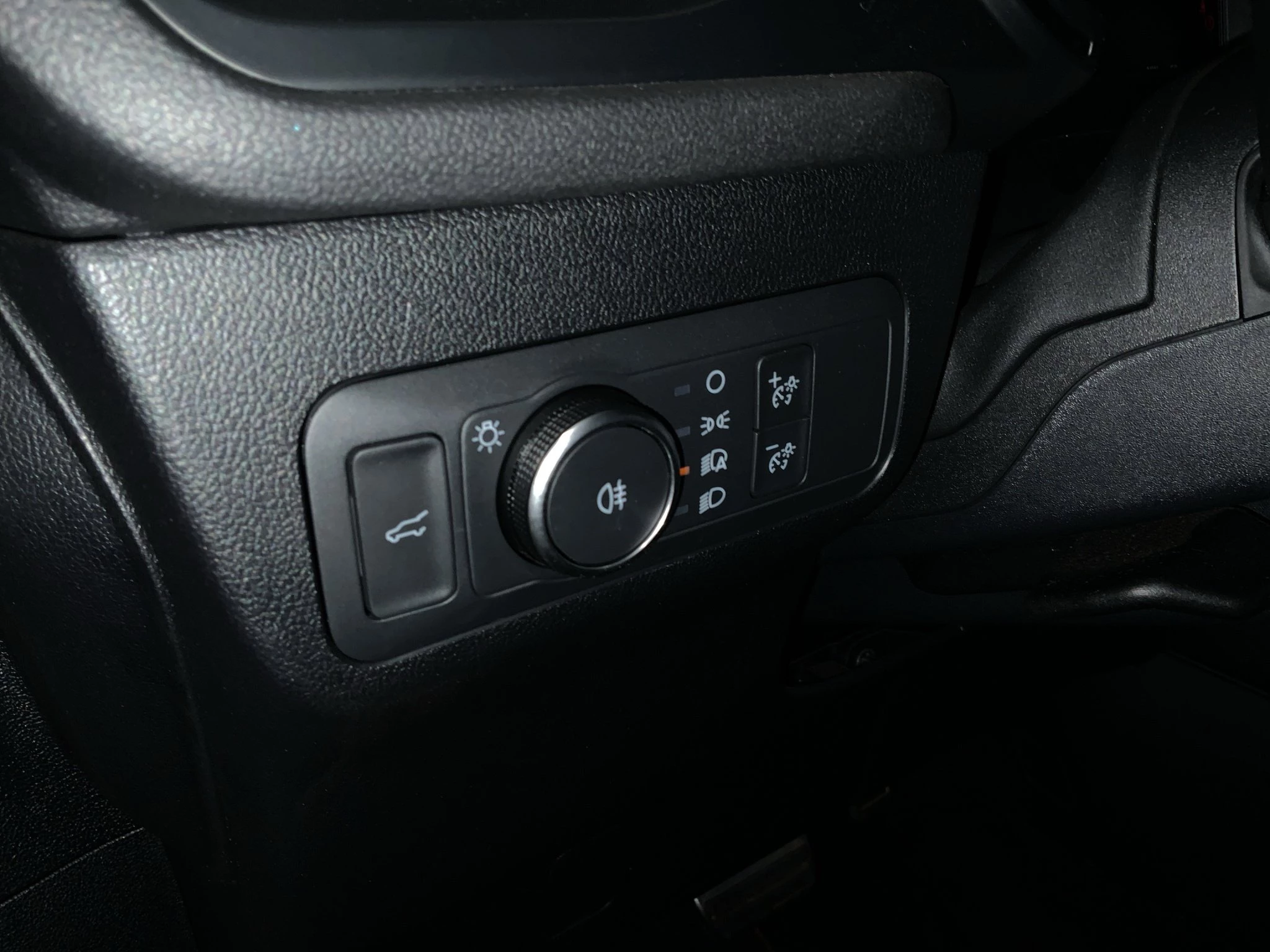 Ford-Kuga-image-23