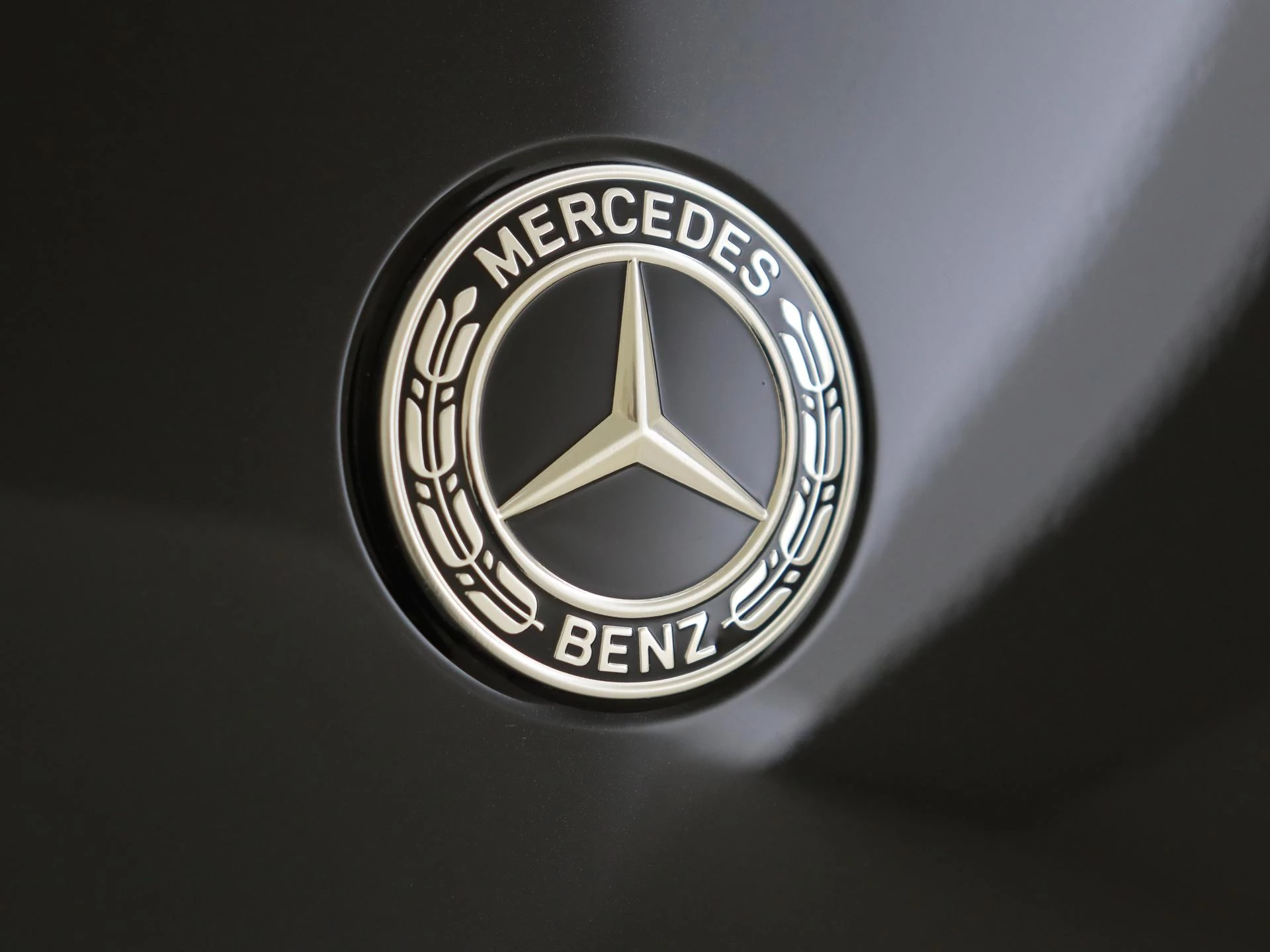 Mercedes-Benz-C-Klasse-image-32