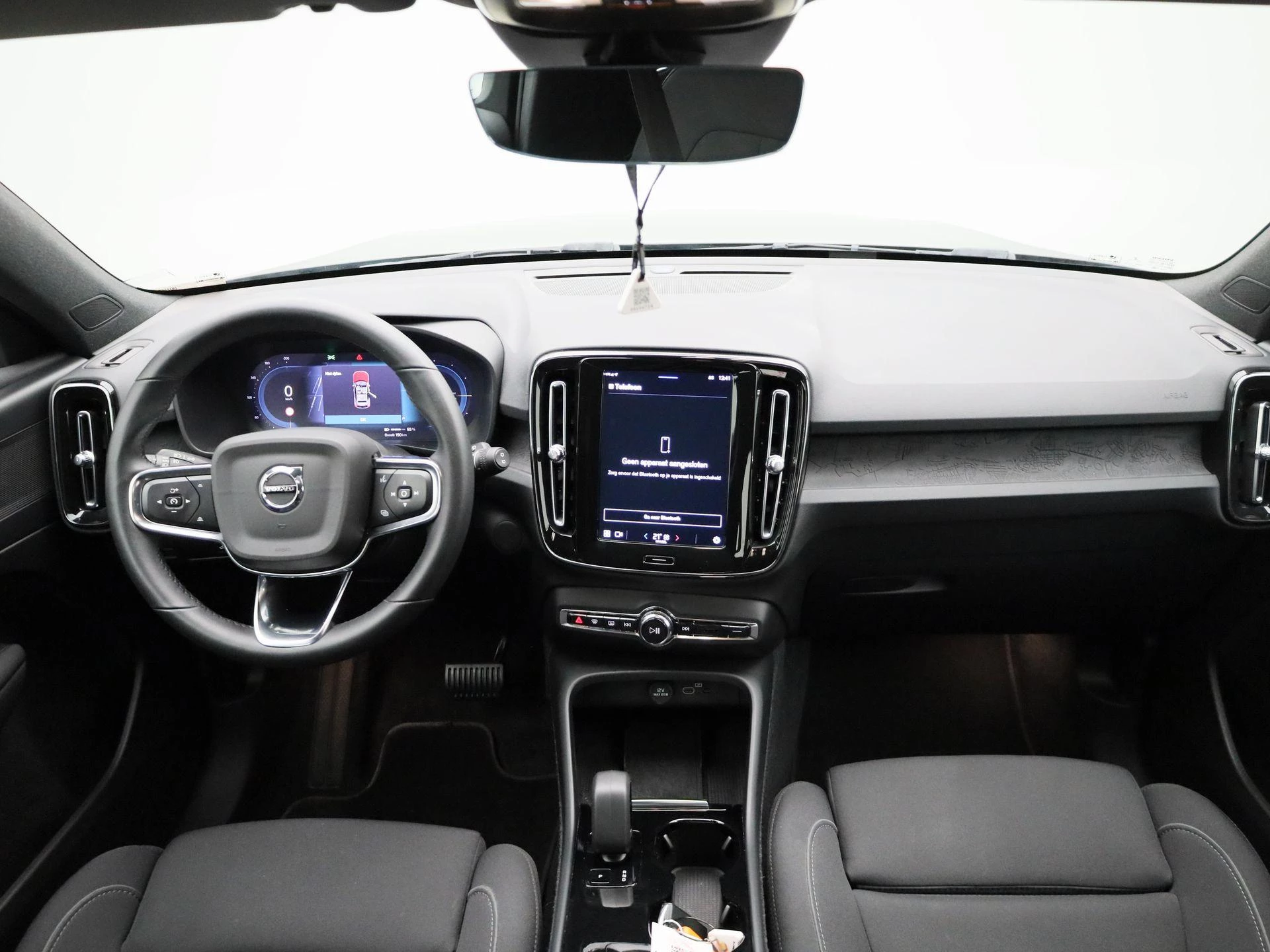 Volvo-XC40-image-31