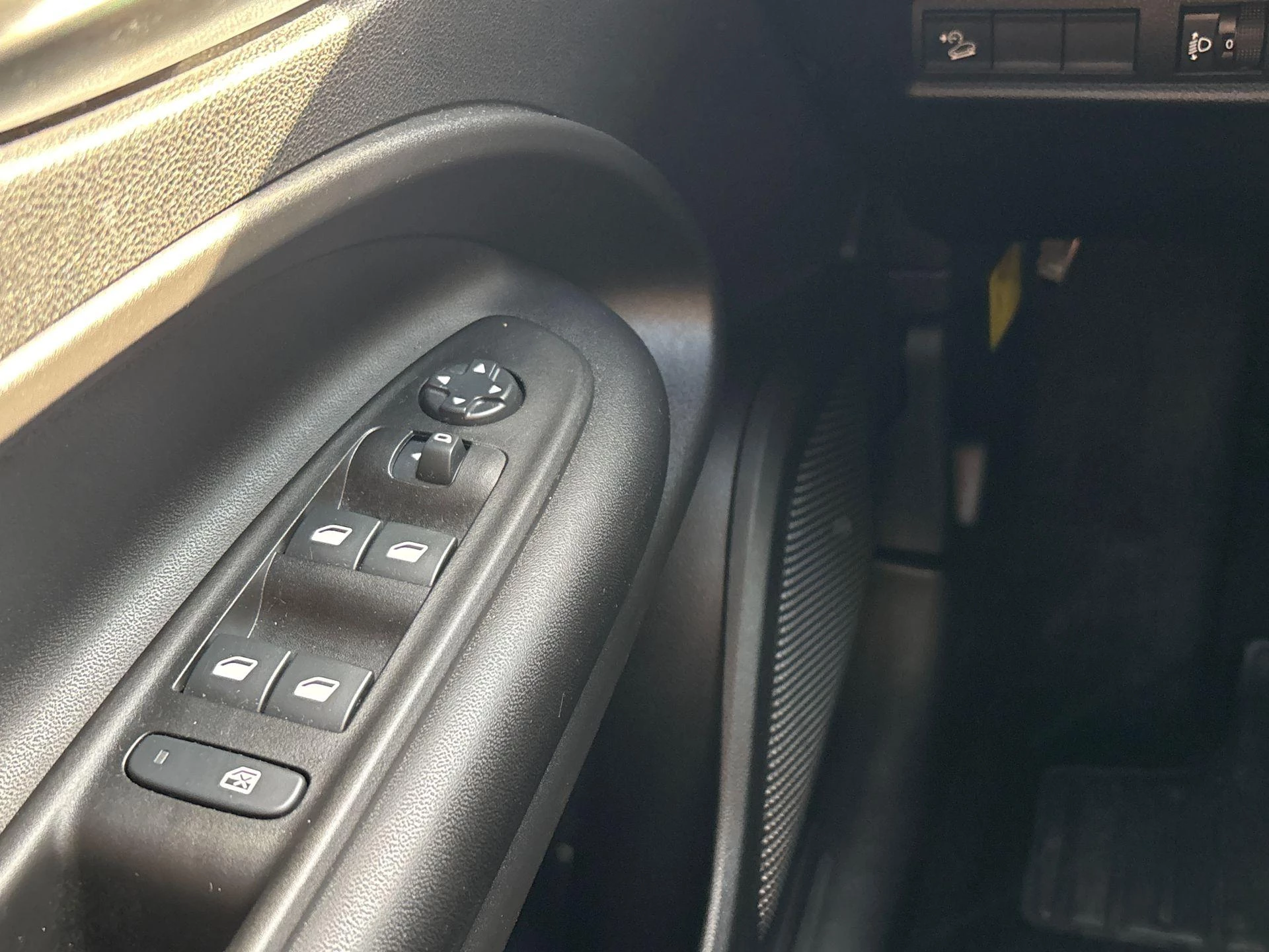 Jeep-Avenger-image-23