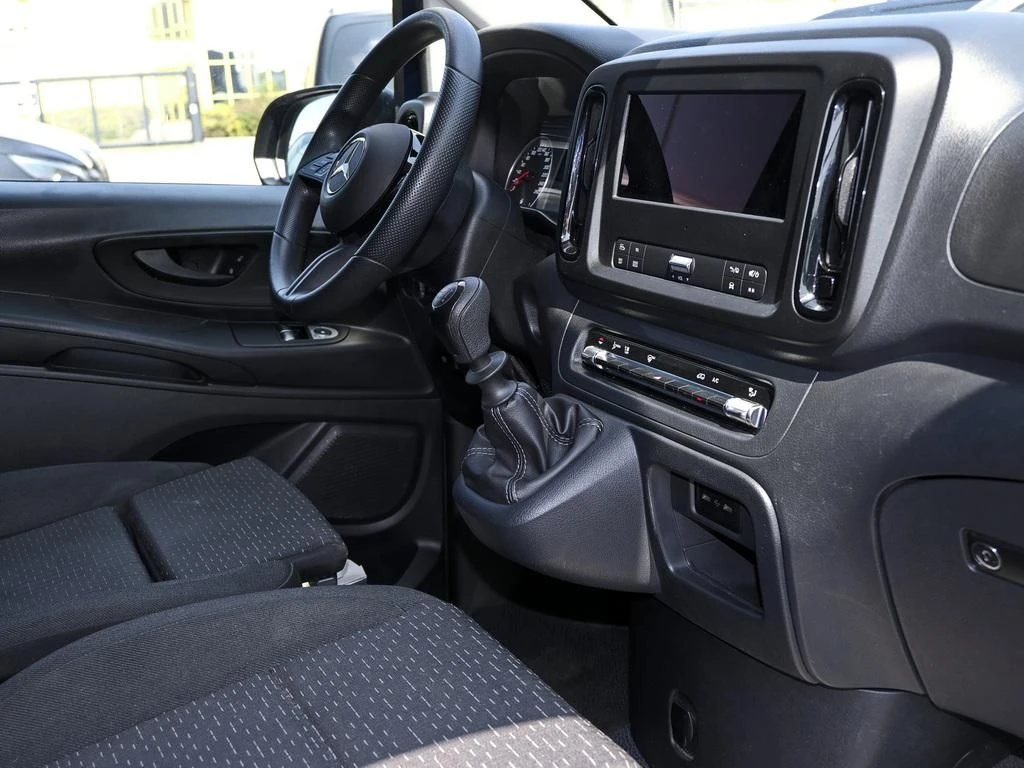 Mercedes-Benz-Vito 116-image-12
