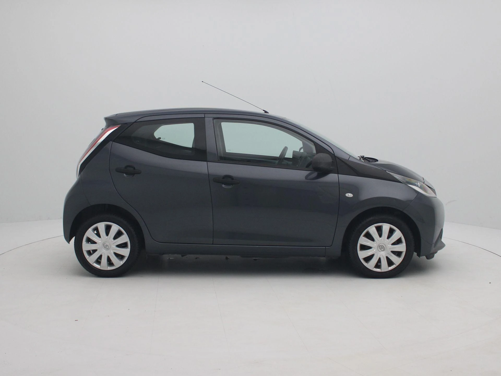 Toyota-Aygo-image-5