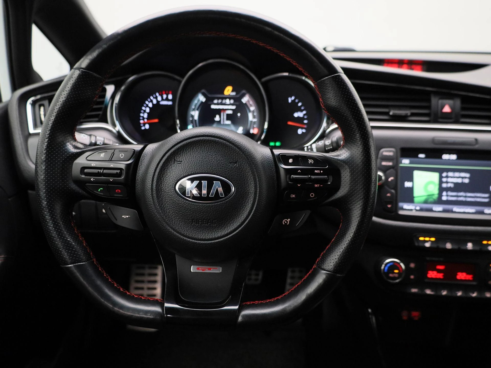 Kia-cee'd-image-6