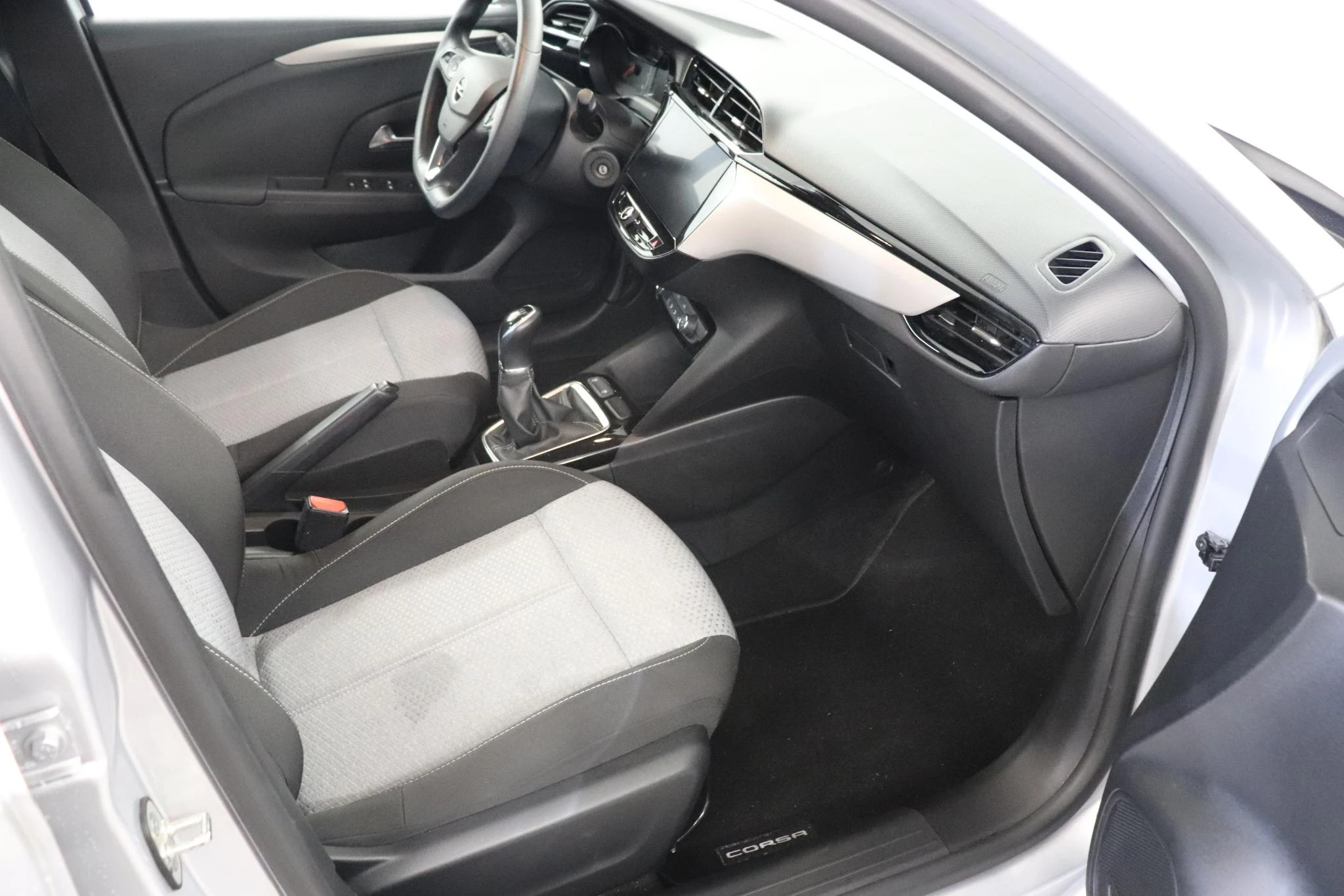 Opel-Corsa-image-9