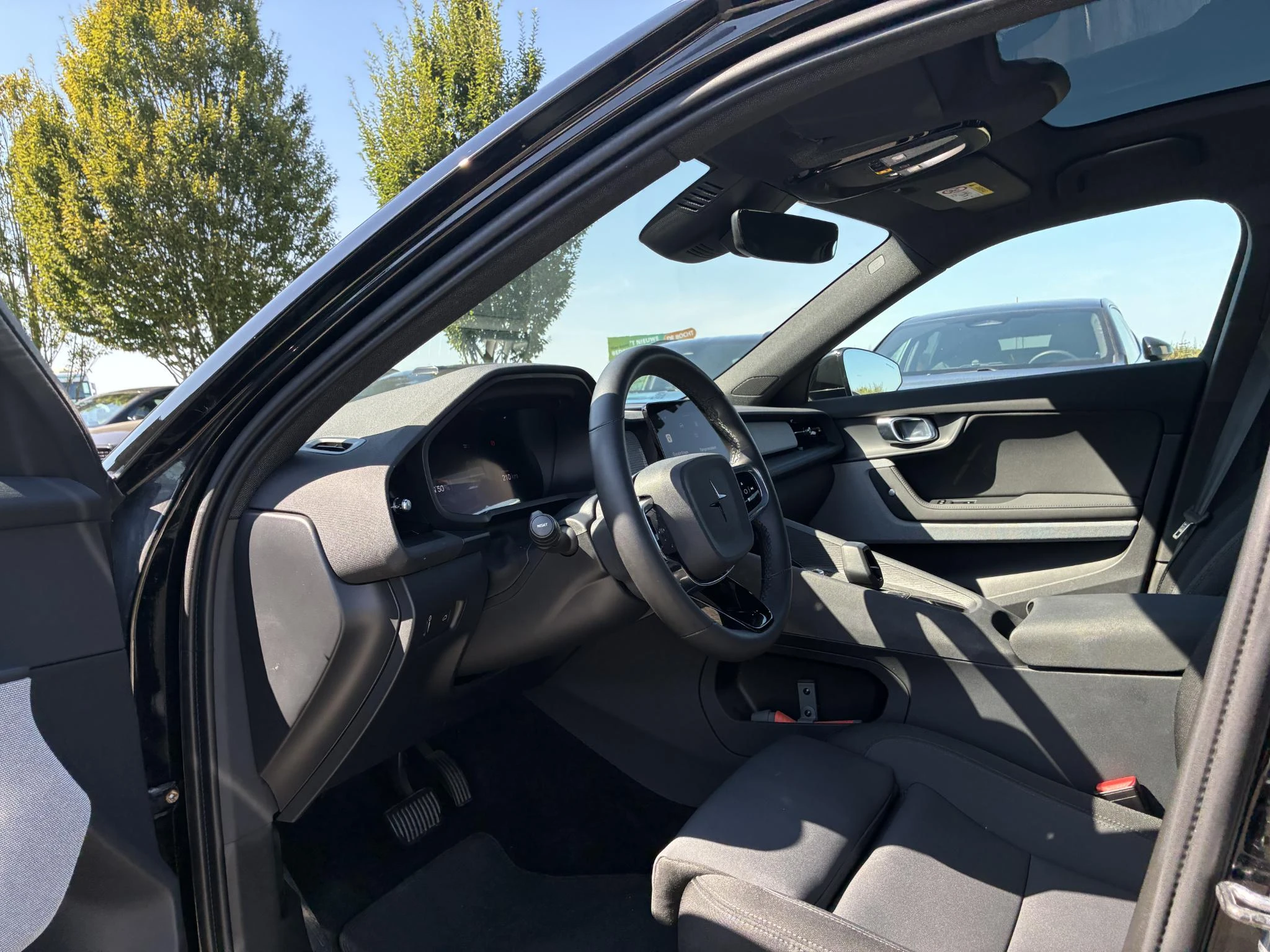 Polestar-2-image-9