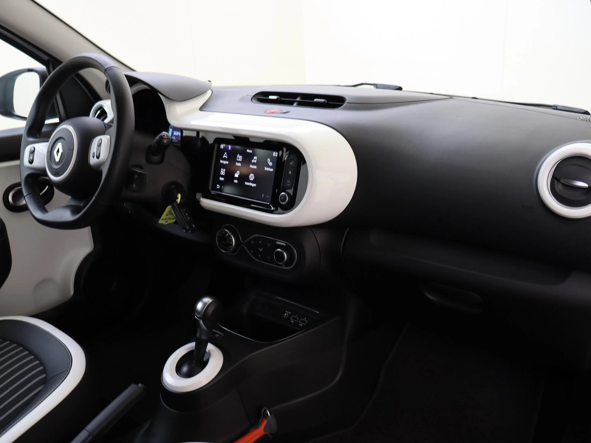 Renault-Twingo-image-4