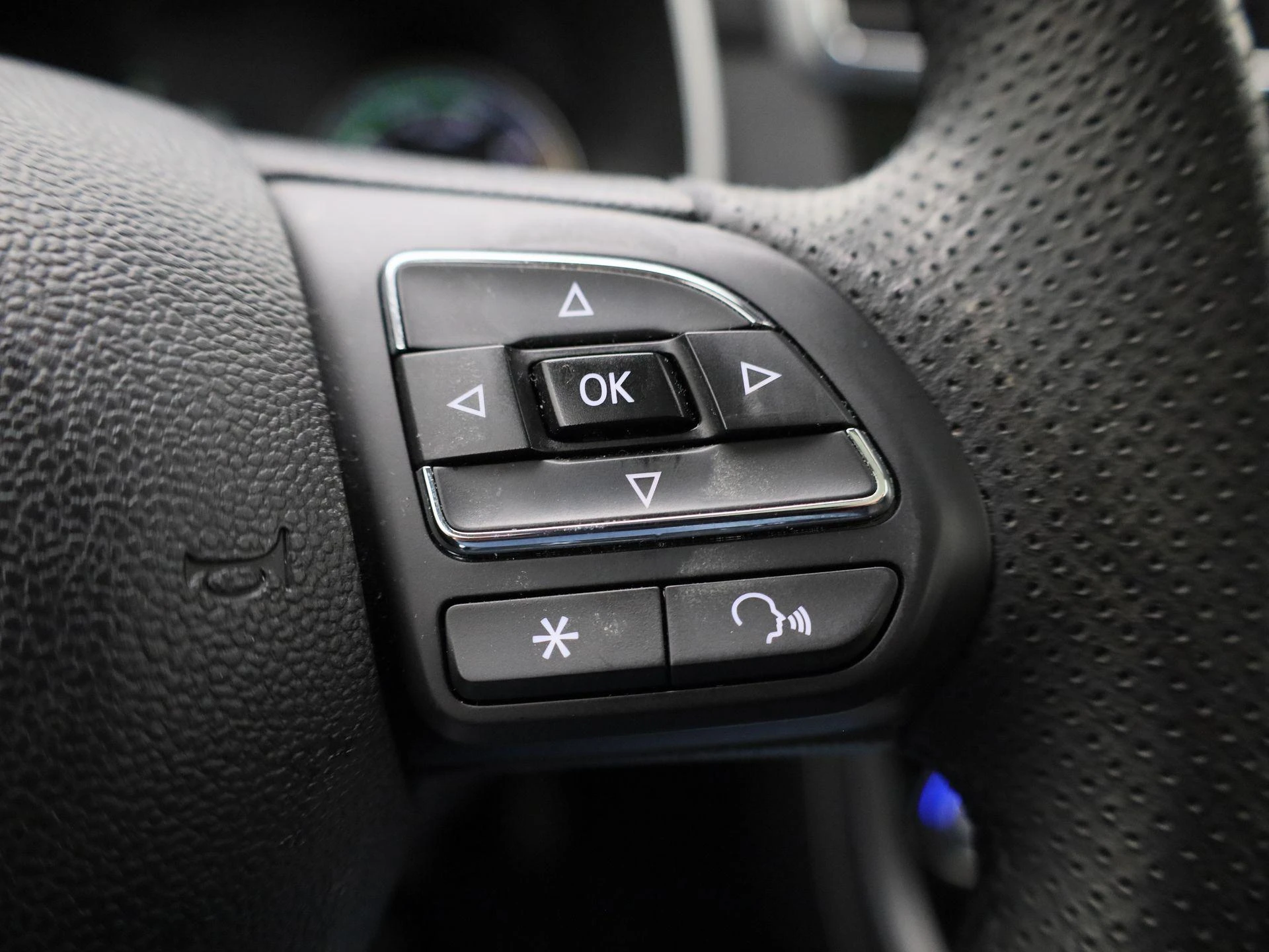 MG-ZS EV-image-15