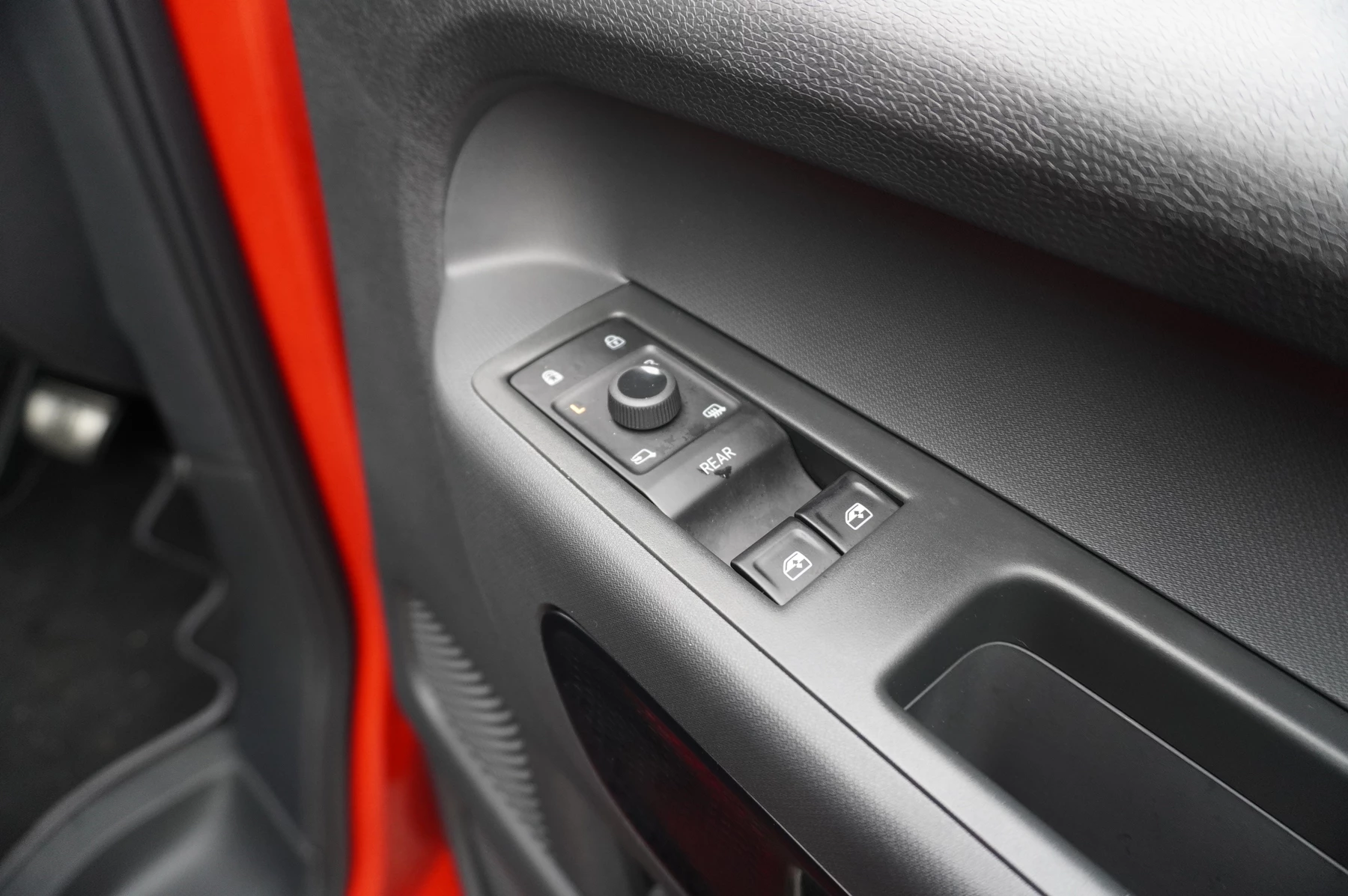 Volkswagen-ID. Buzz-image-36