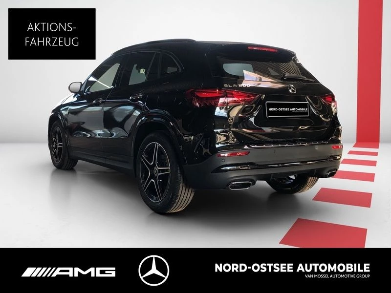 Mercedes-Benz GLA 200 AMG NIGHT PANO AHK KEYLESS WINTER-PAKET AMG LineC118 GLA 200 AMG NIGHT PANO AHK KEYLESS WINTER-PAKET AMG Line