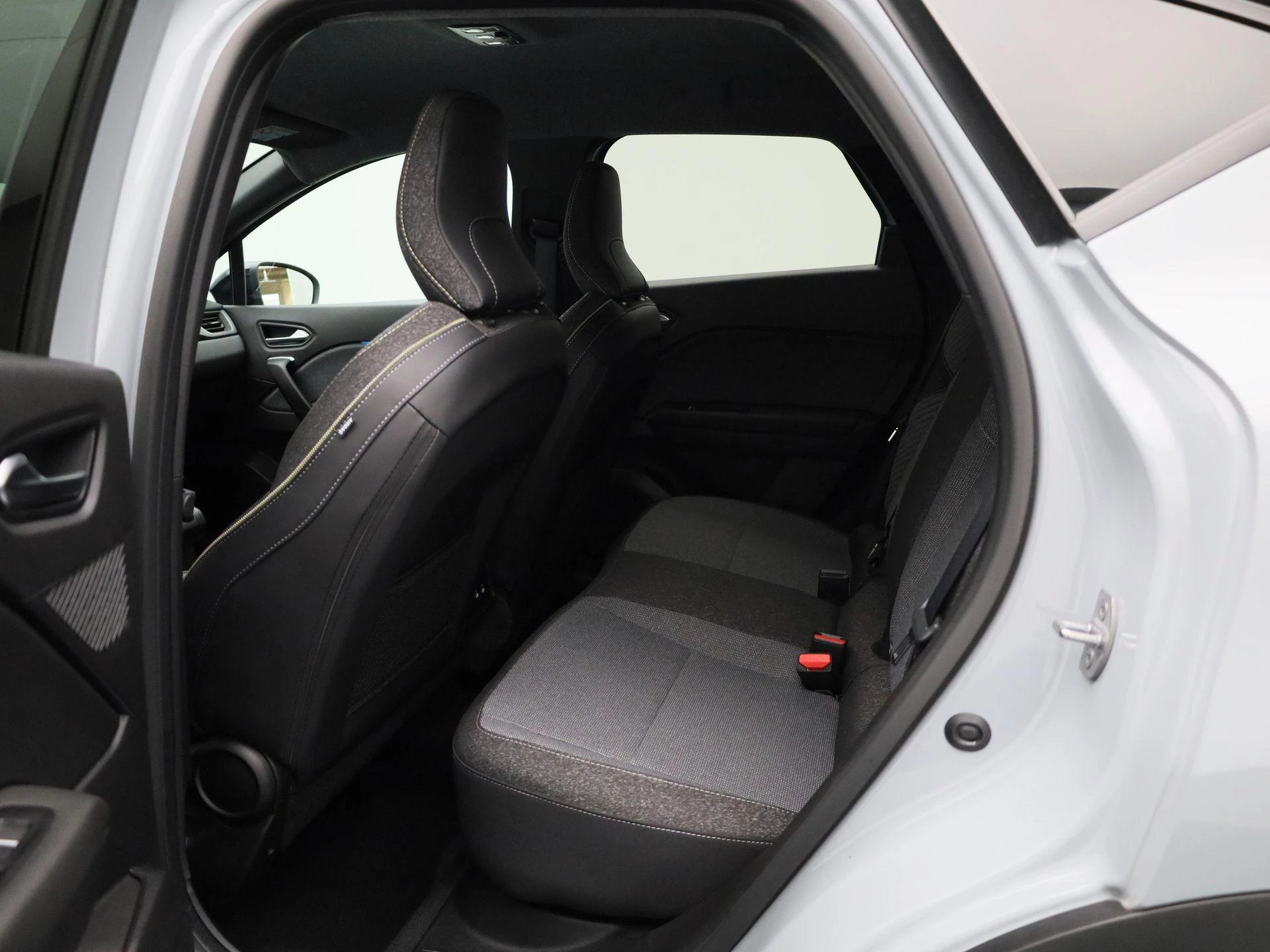 Renault Captur 1.8 E-Tech full hybrid 160 techno