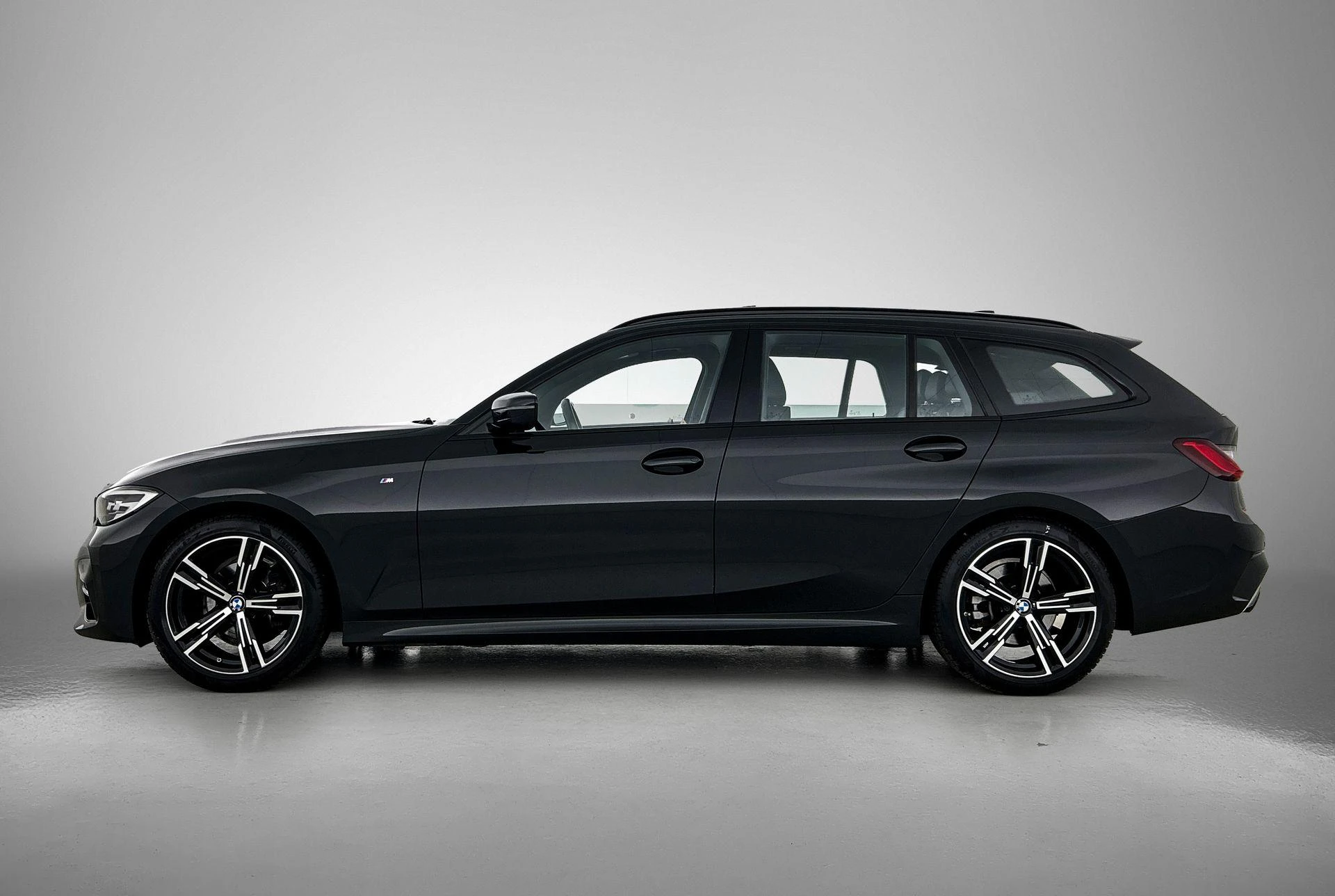BMW-3 Serie-image-1