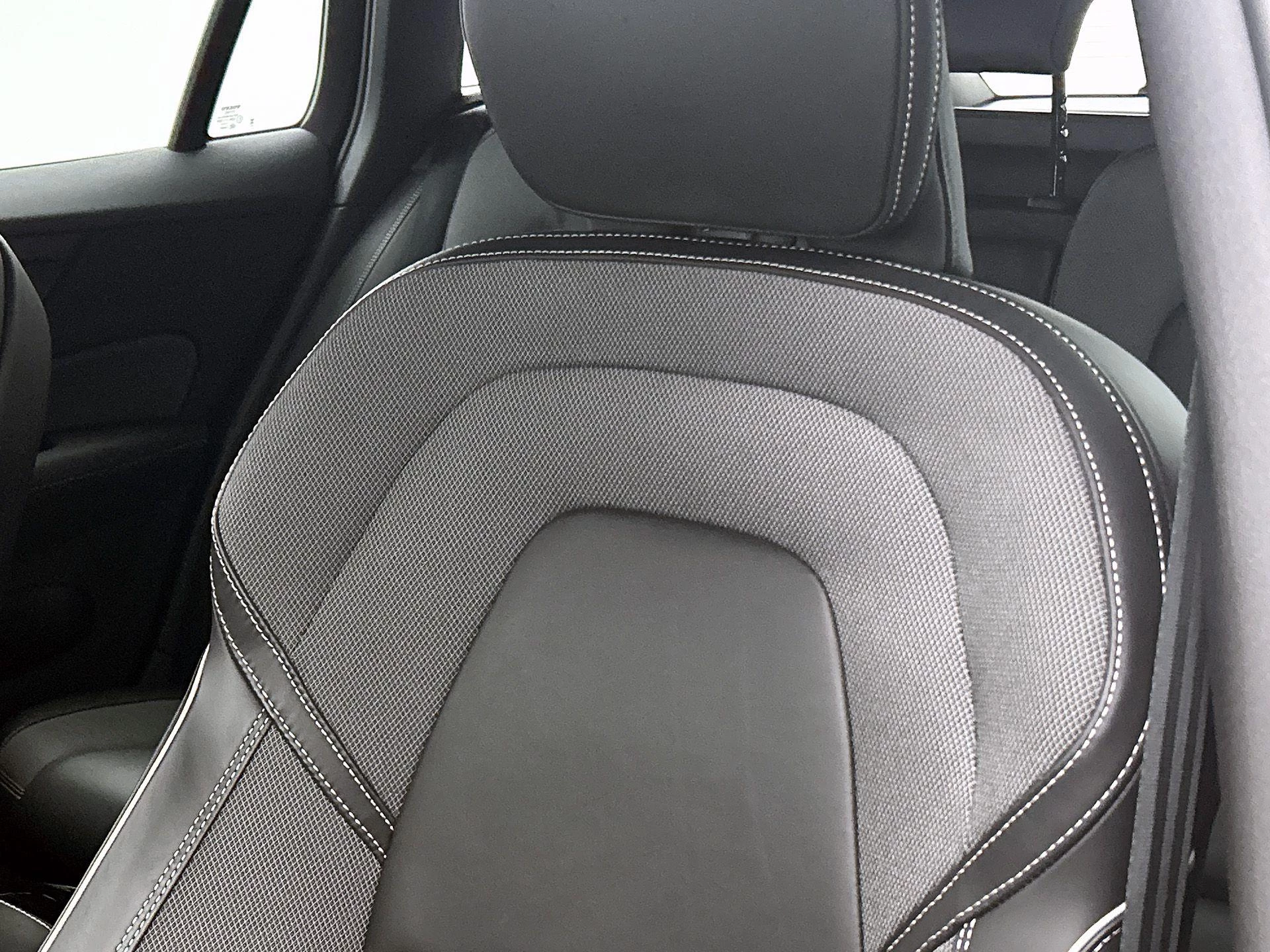 Volvo-V60-image-16