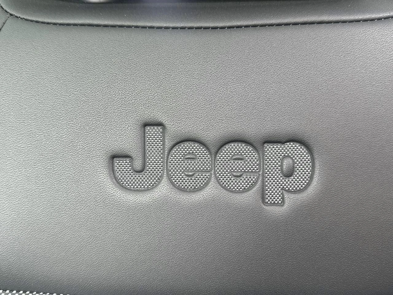 Jeep Avenger Summit 1.2 MHEV