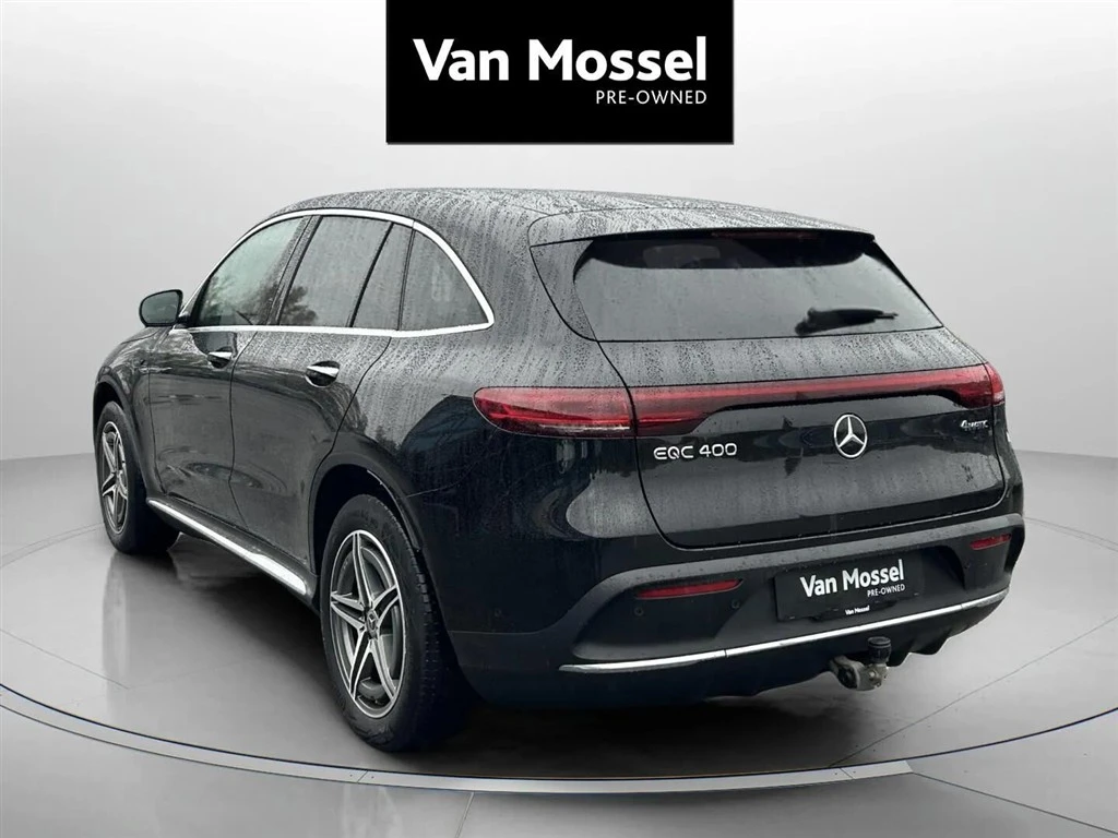 Mercedes-Benz-EQC-image-6