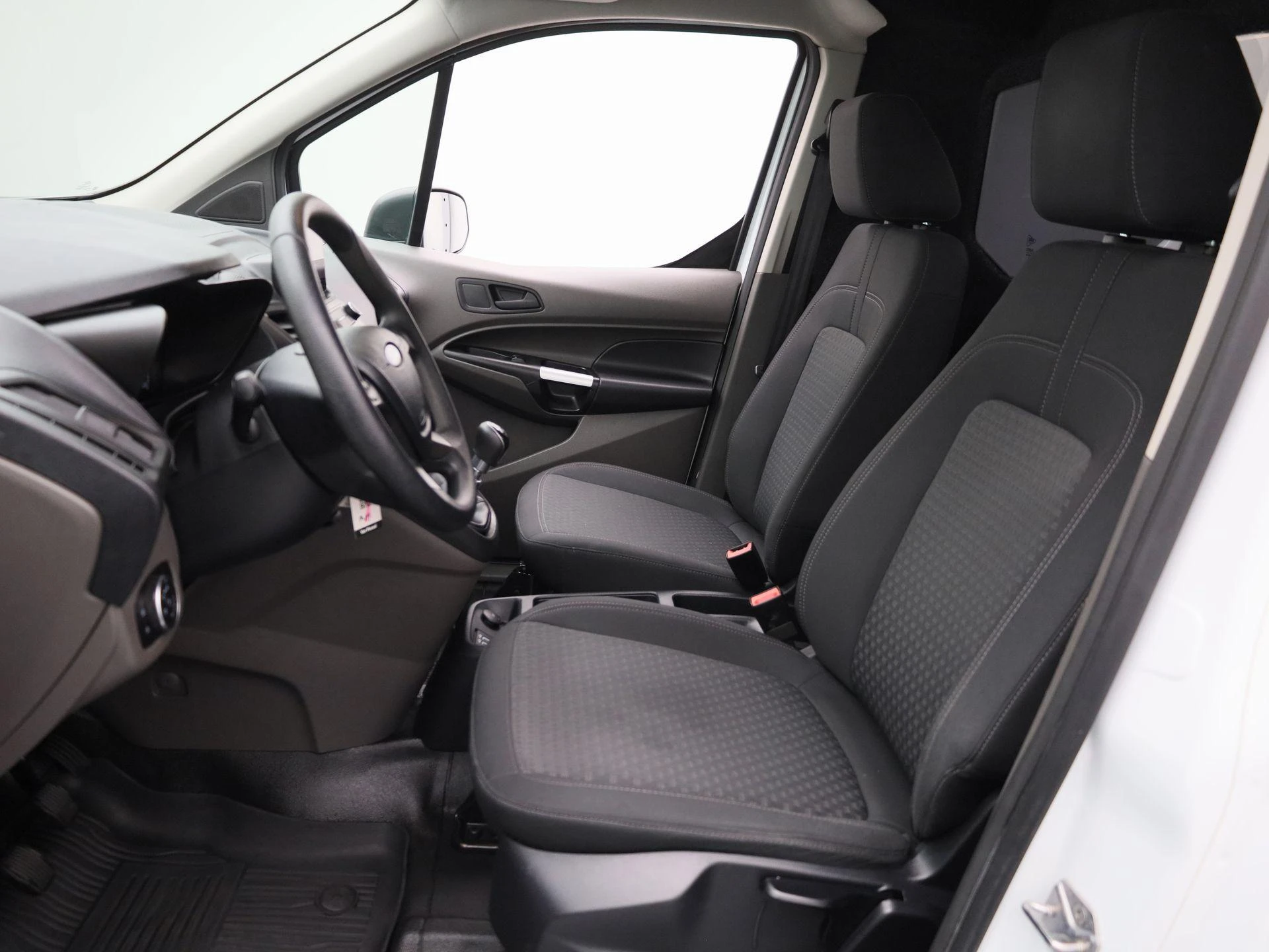 Ford-Transit Connect-image-8