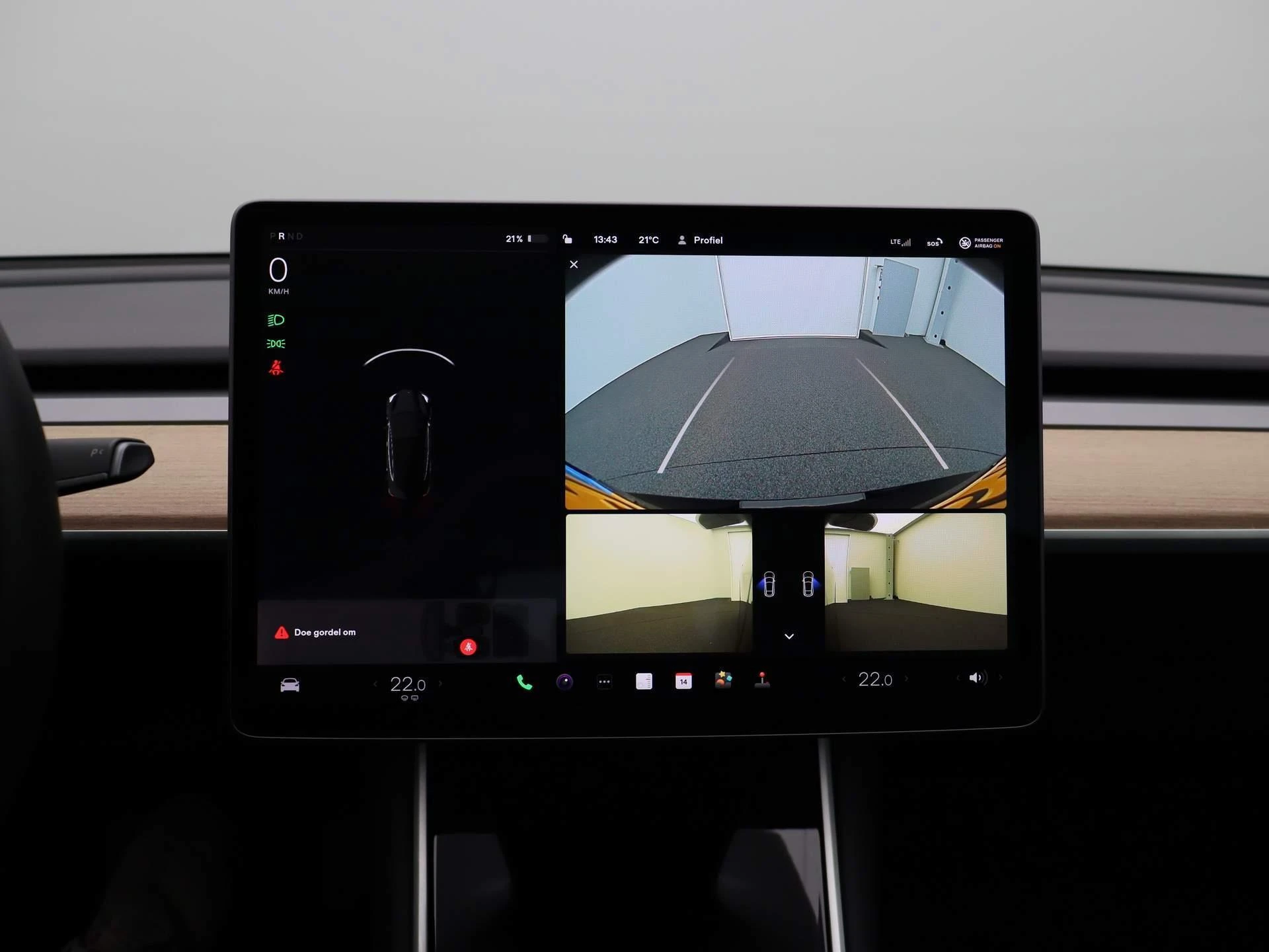 Tesla-Model 3-image-15