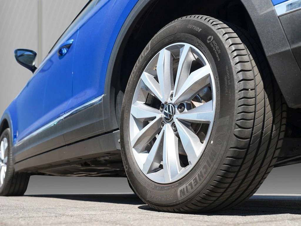 Volkswagen-T-Roc-image-4