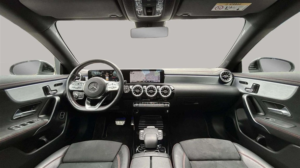 Mercedes-Benz-CLA-image-13