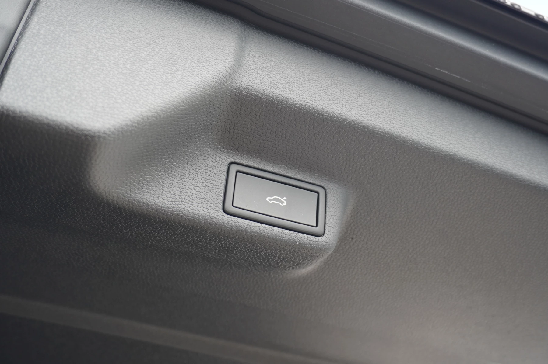 Volkswagen-ID. Buzz-image-55