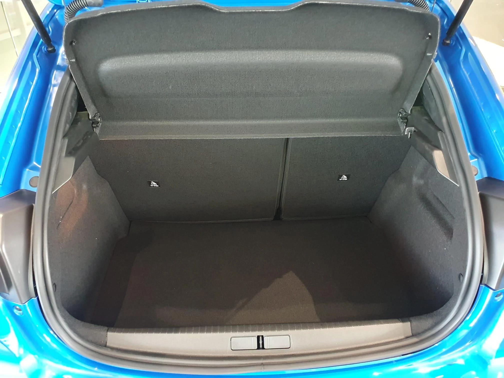 Peugeot-208-image-21