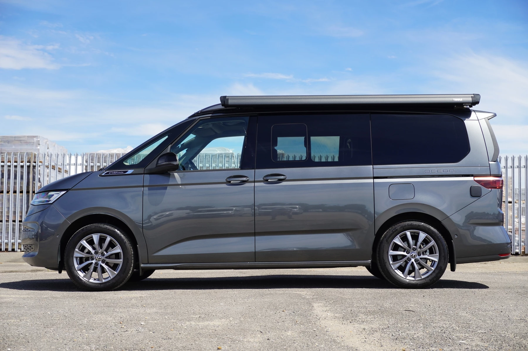 Volkswagen-California-image-19
