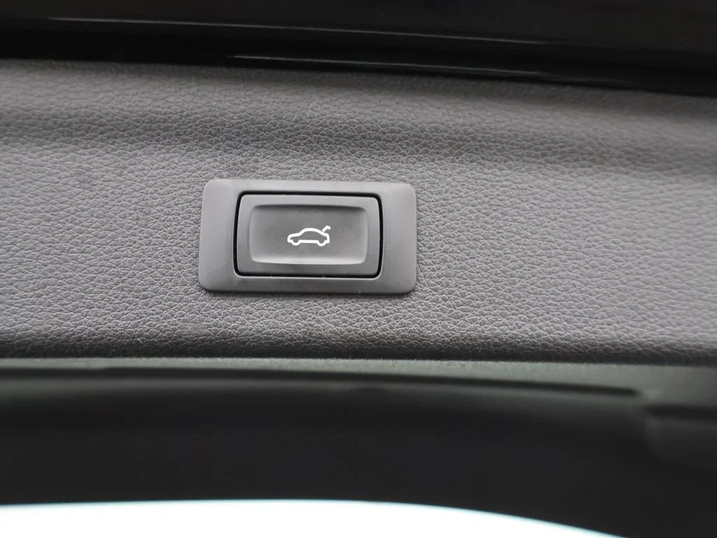 Audi-Q3-image-16