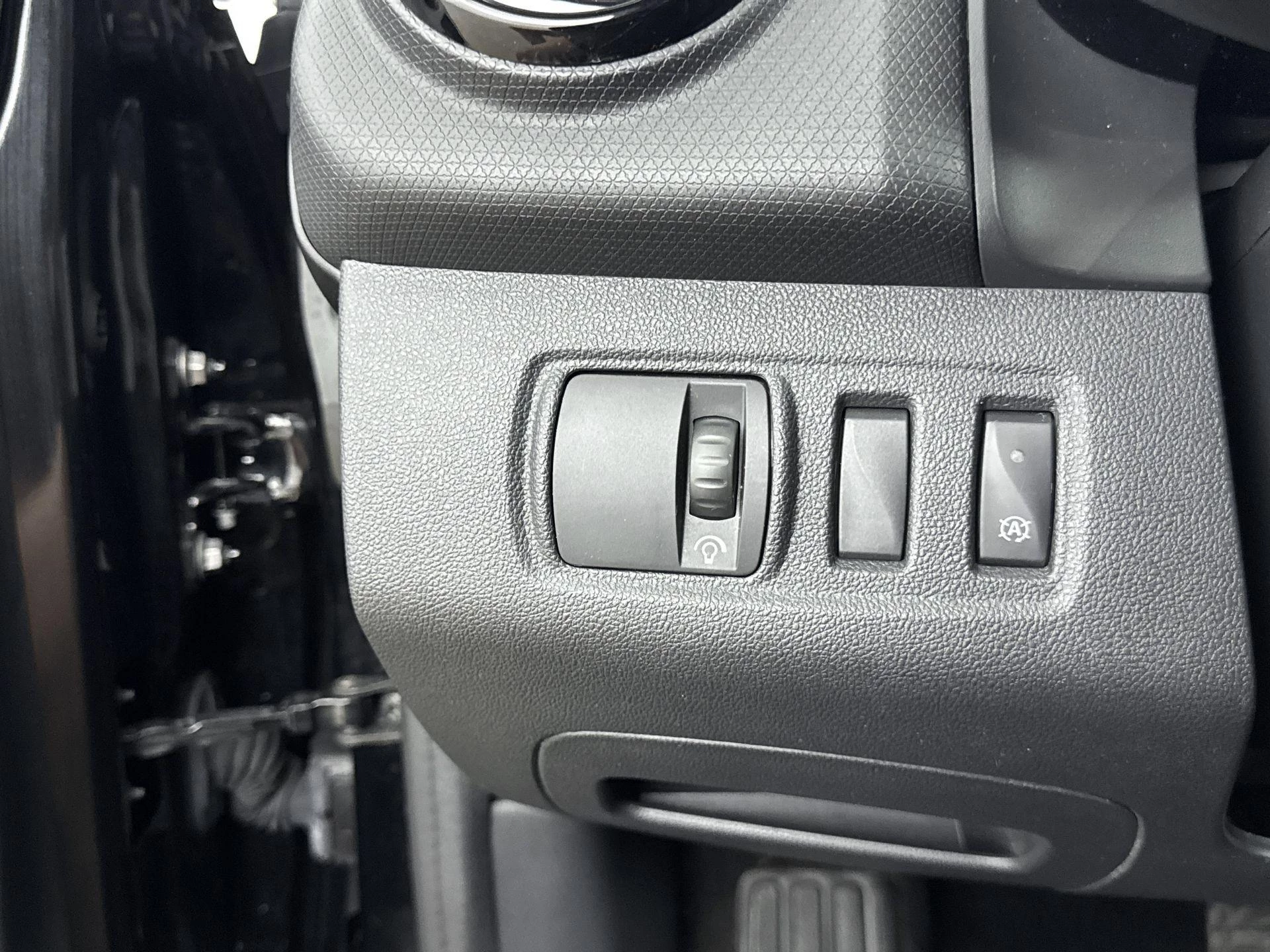 Renault-Clio-image-14