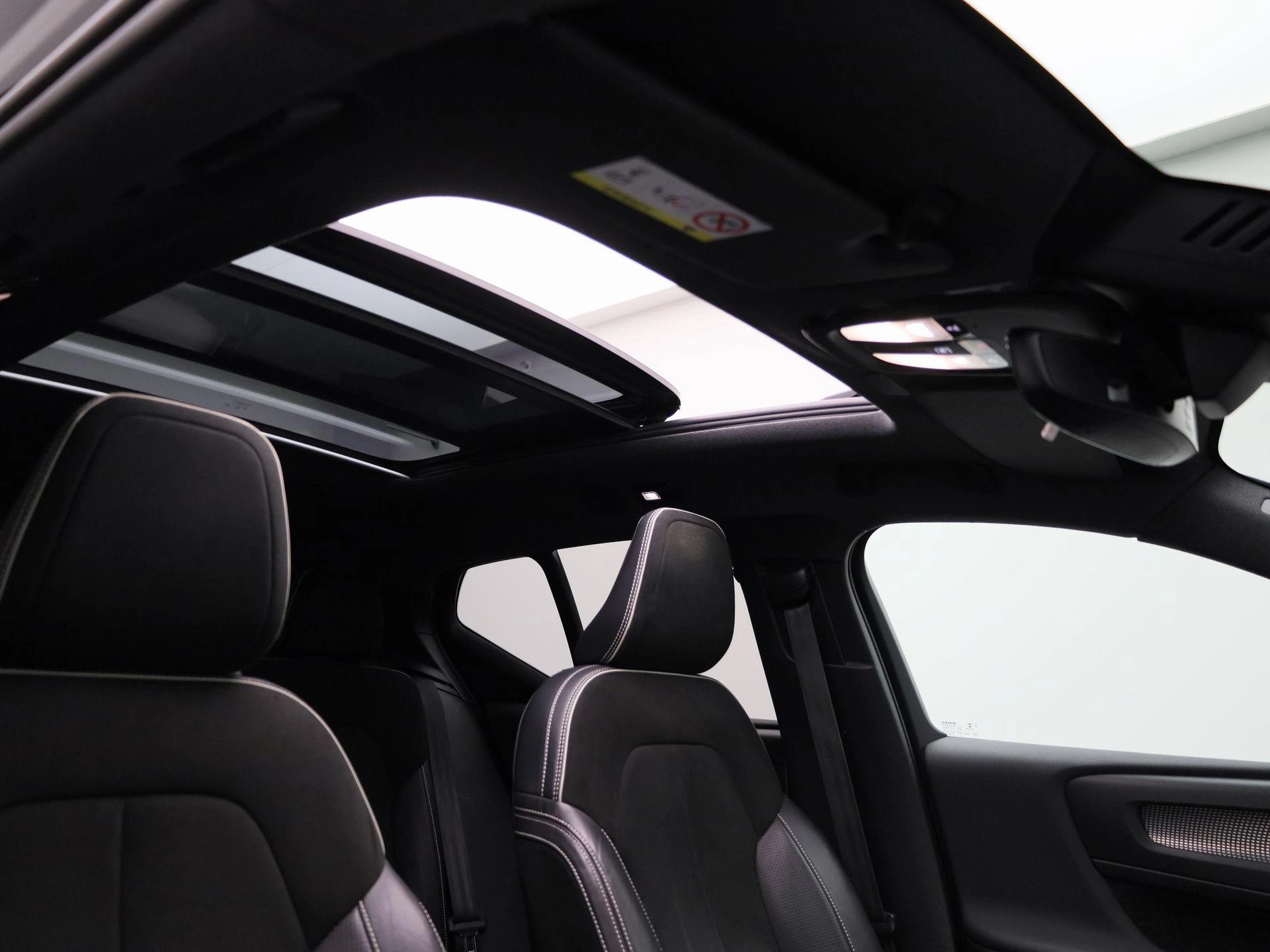 Volvo-XC40-image-40