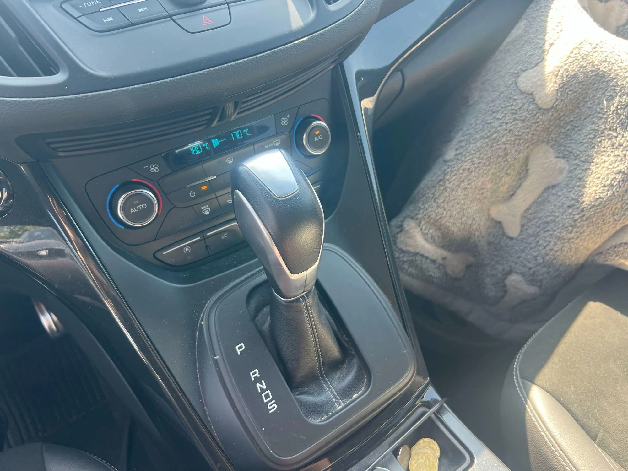 Ford-Kuga-image-10