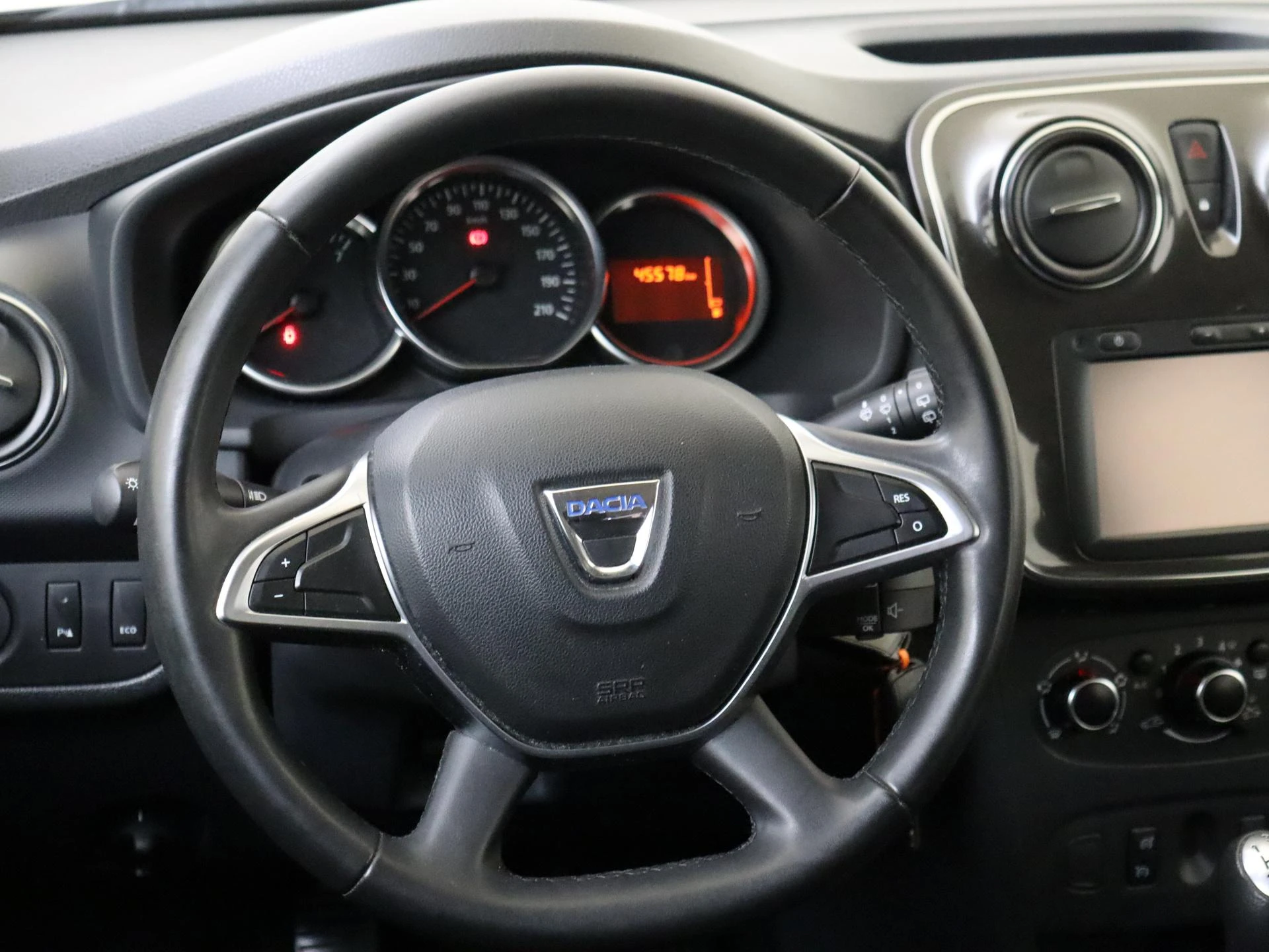 Dacia-Sandero-image-9