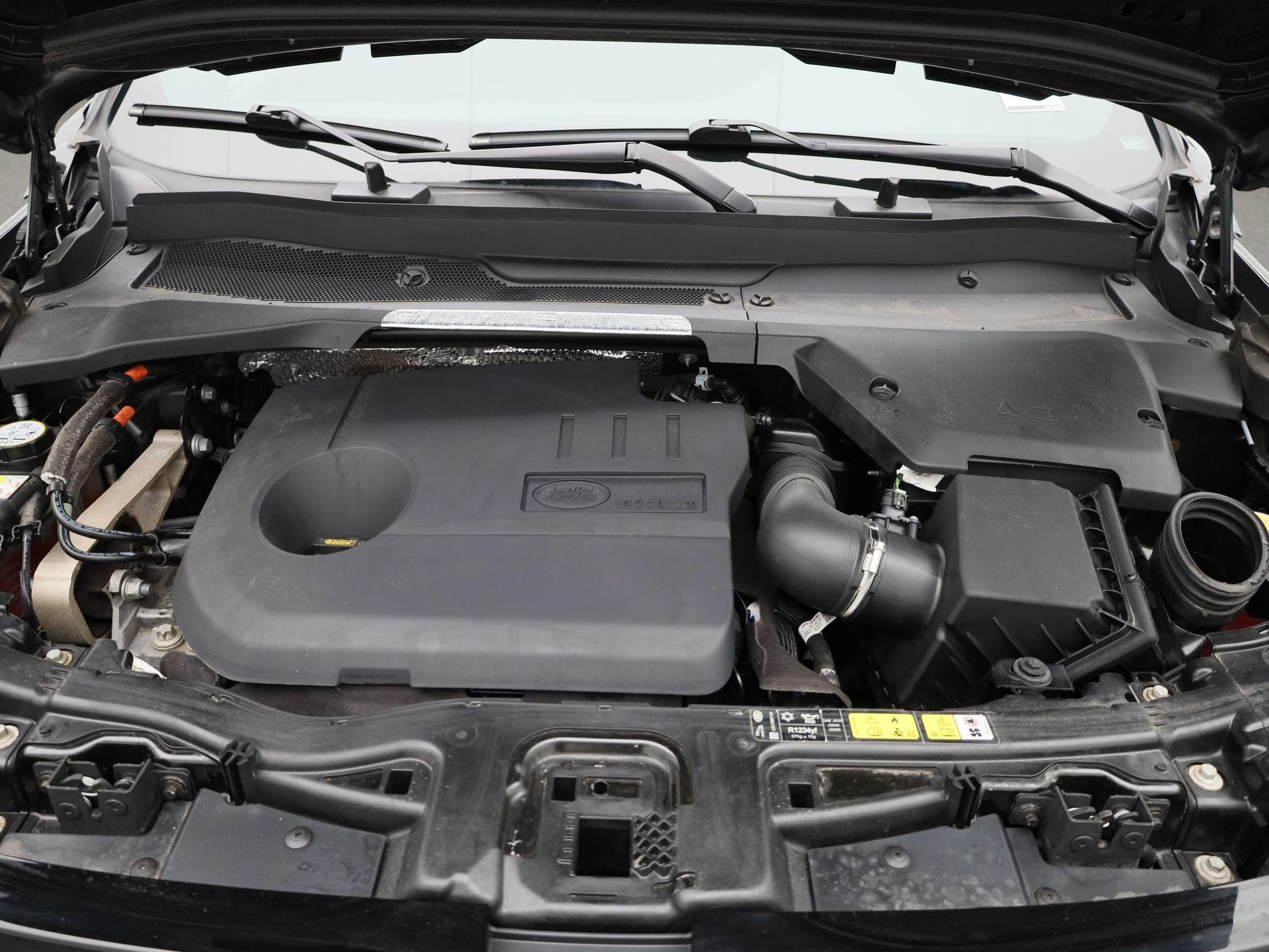 Land Rover-Discovery Sport-image-47
