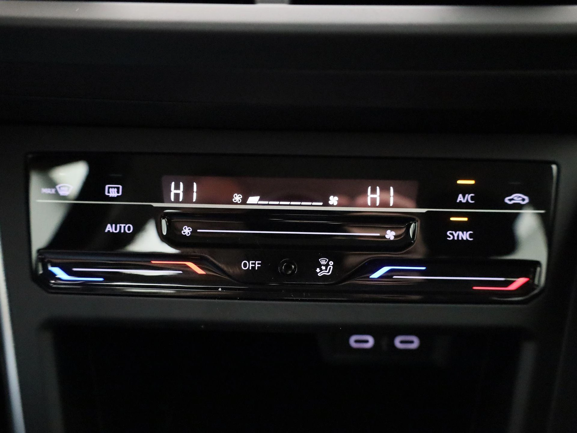 Volkswagen-Polo-image-17
