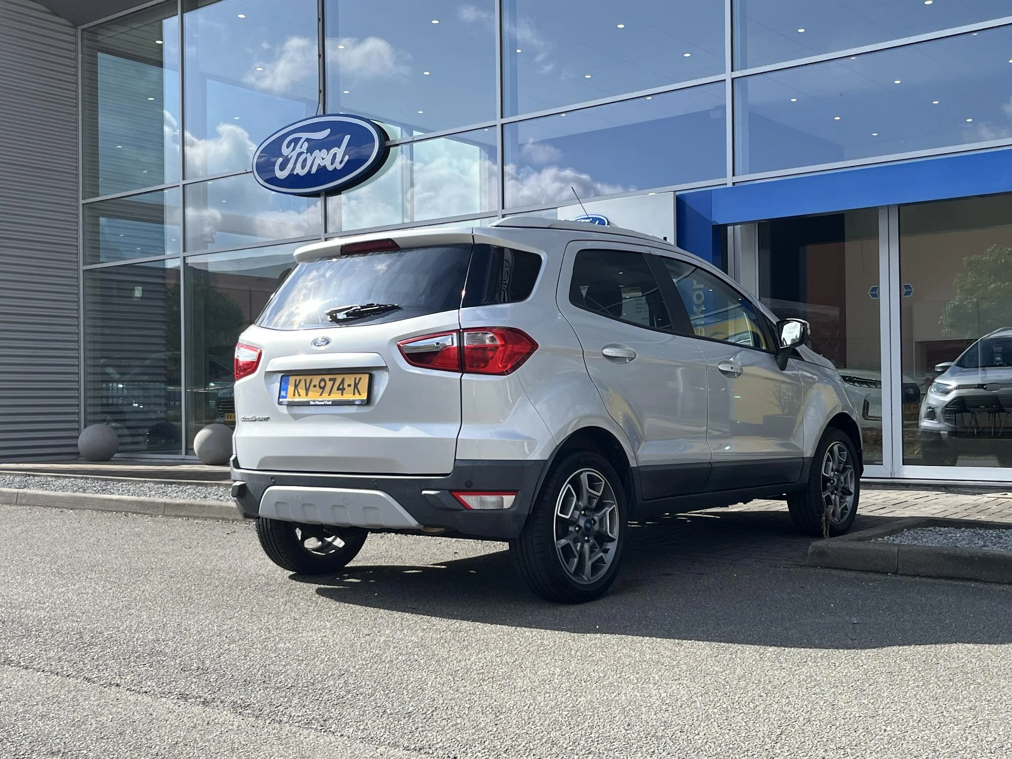 Ford-EcoSport-image-4