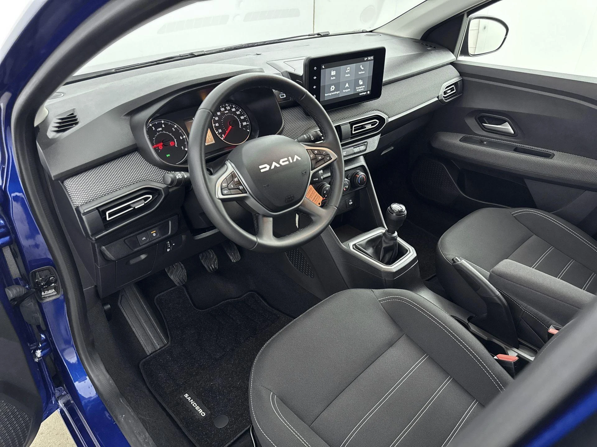 Dacia-Sandero-image-8