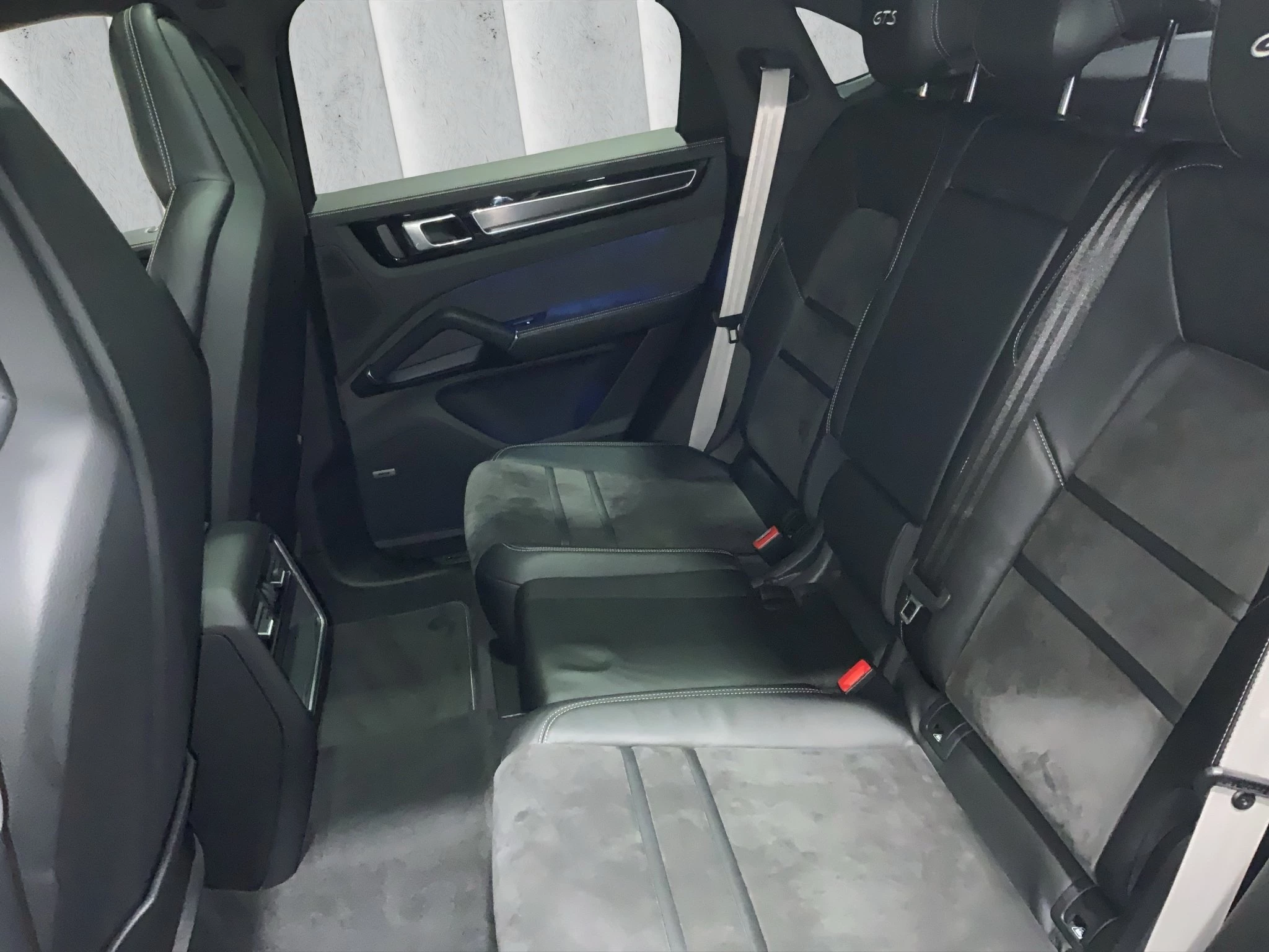 Porsche Cayenne GTS Coupé | BOSE-Sound-System | Sport-Chrono-Paket