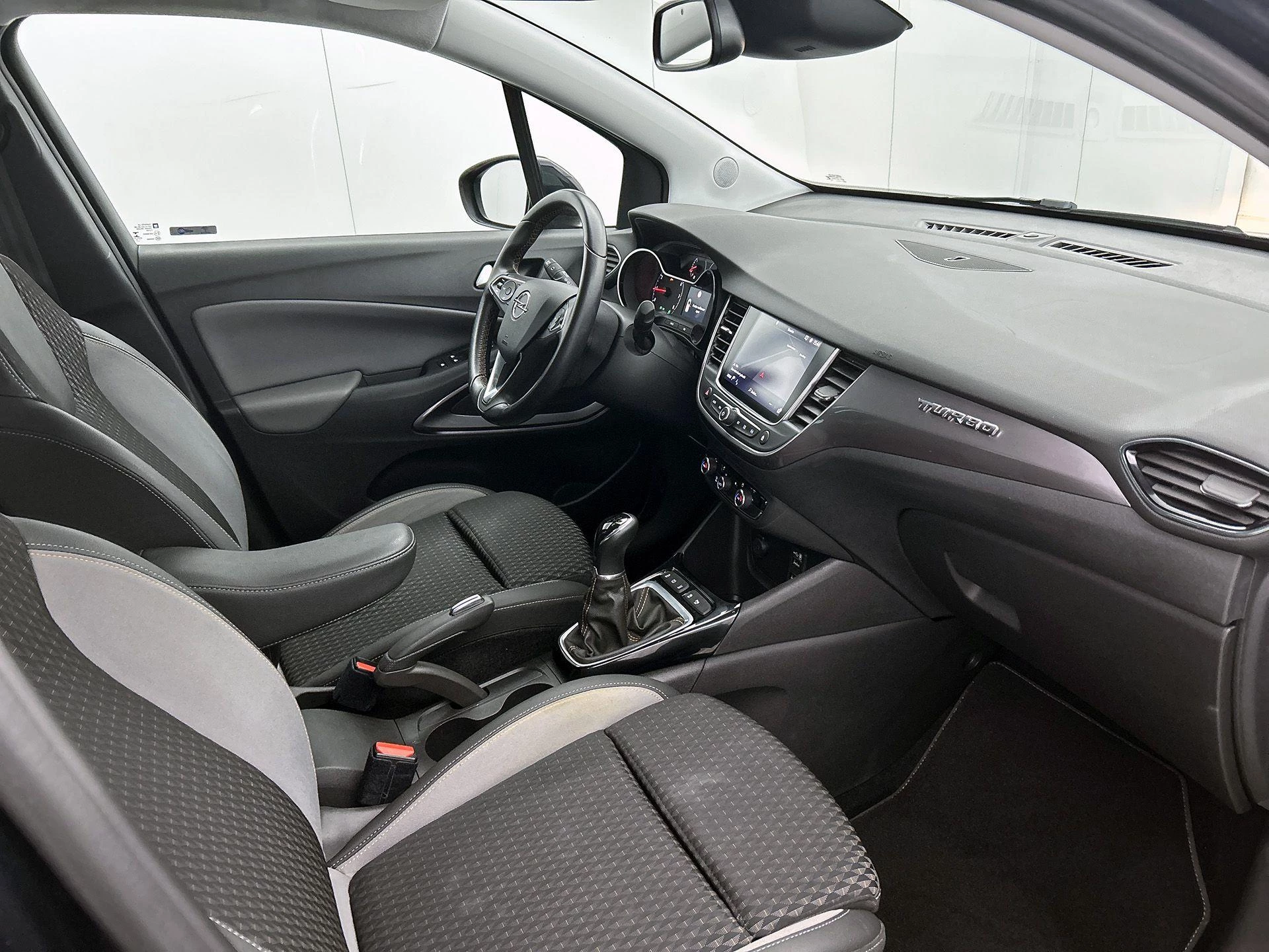 Opel-Crossland X-image-19