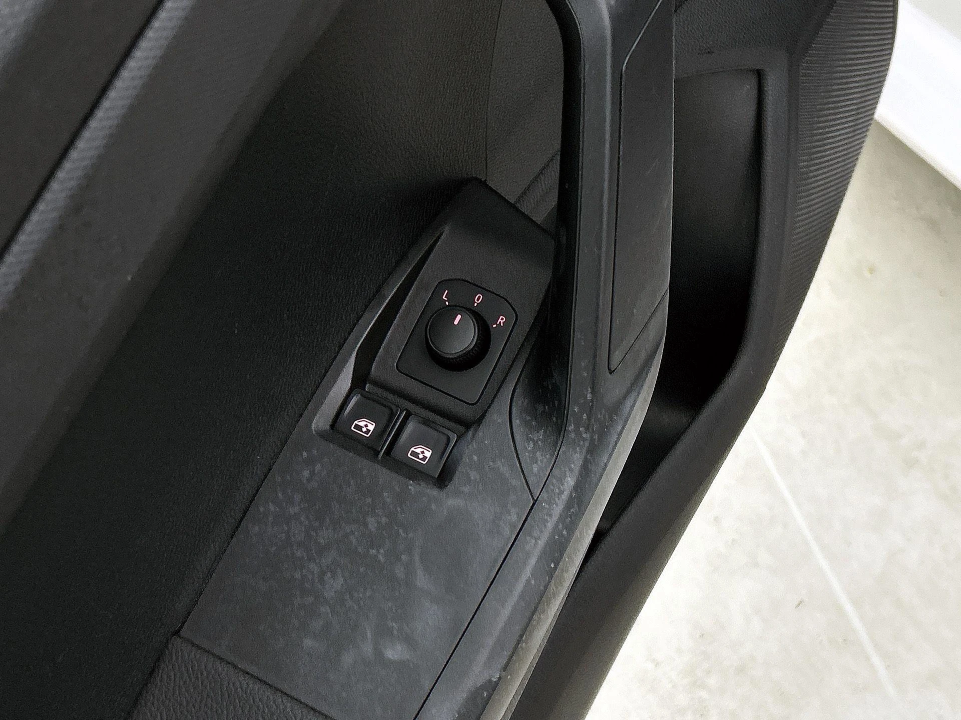SEAT-Ibiza-image-28