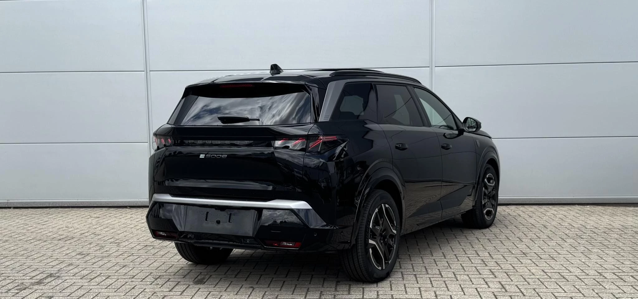 Peugeot e-5008 GT Avantage 73 kWh