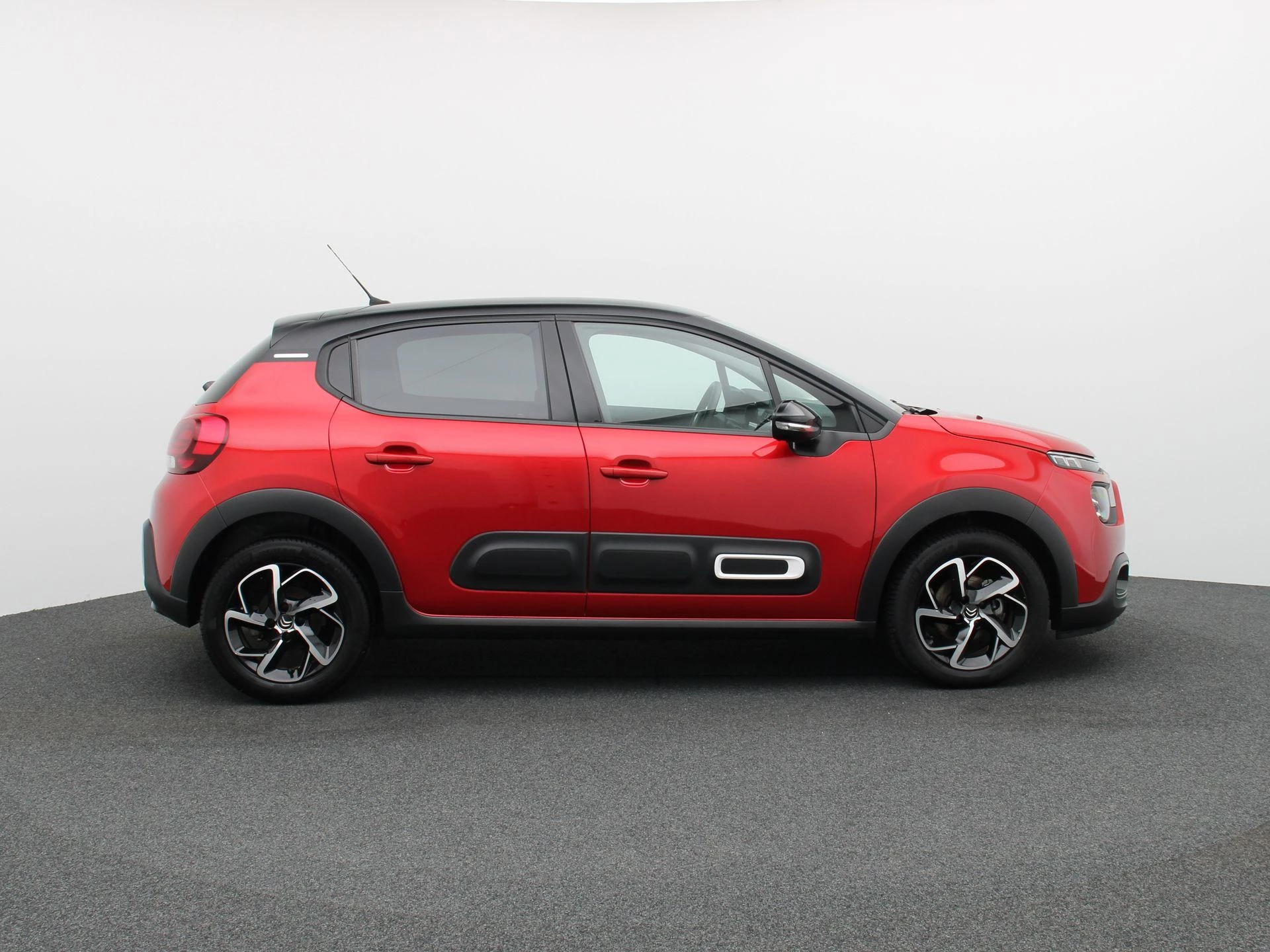 Citroën C3 1.2 PureTech 110 S&S EAT6 Shine