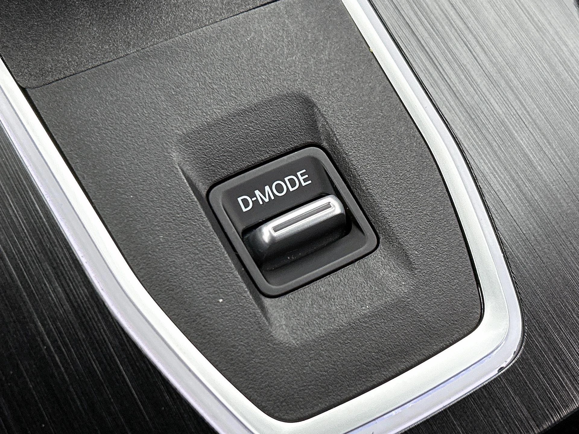 Nissan-QASHQAI-image-11