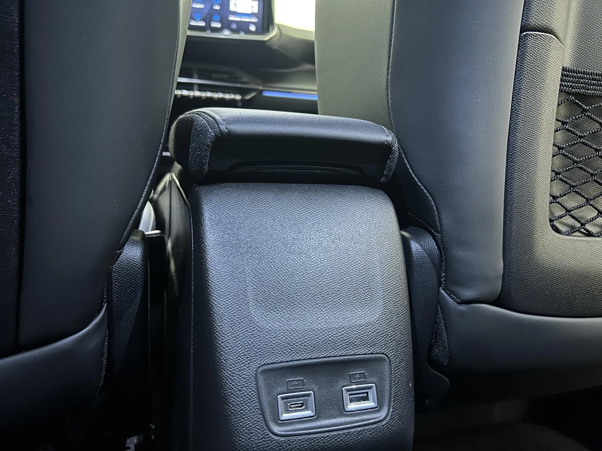Peugeot-208-image-21