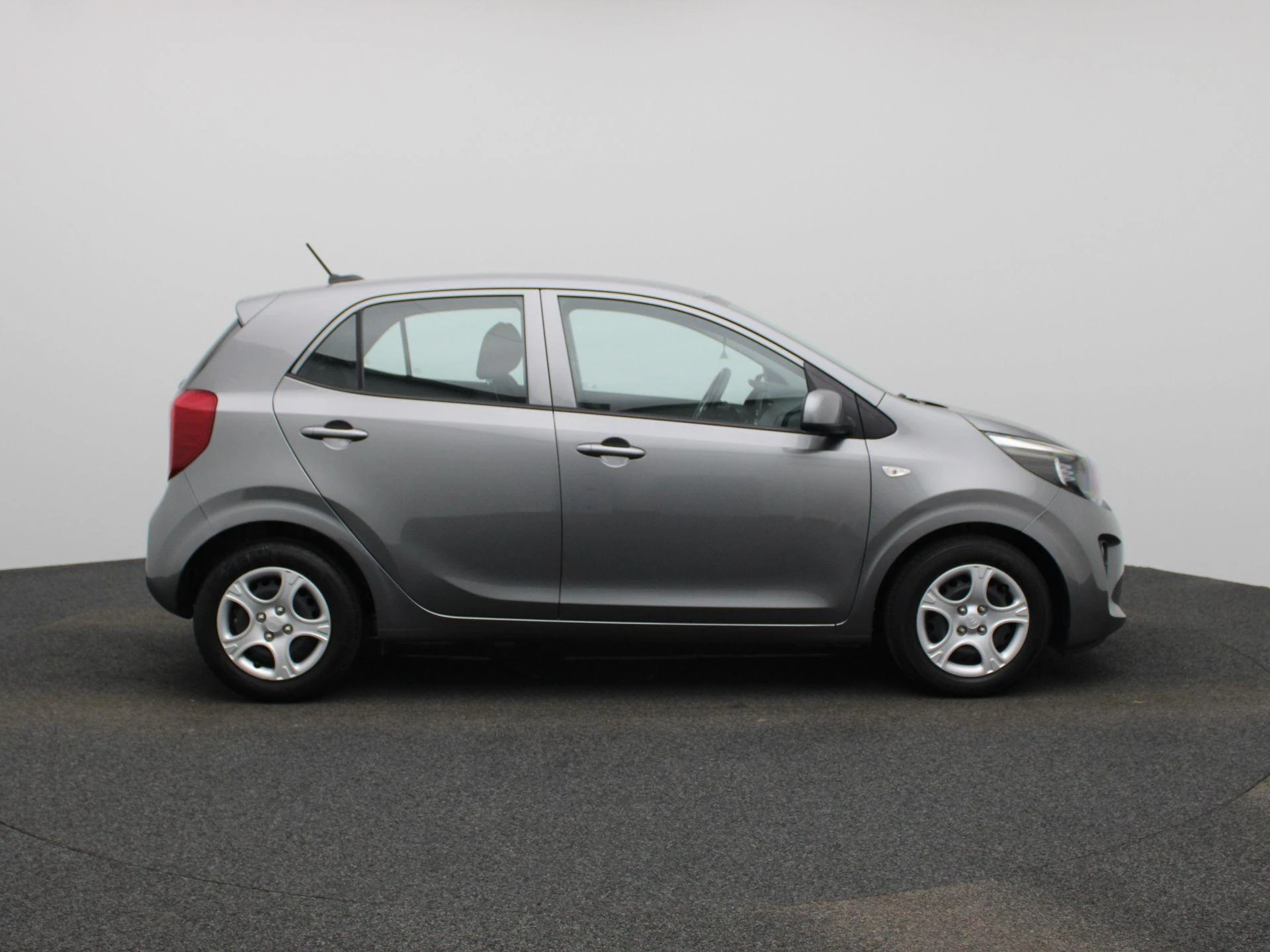 Kia-Picanto-image-5