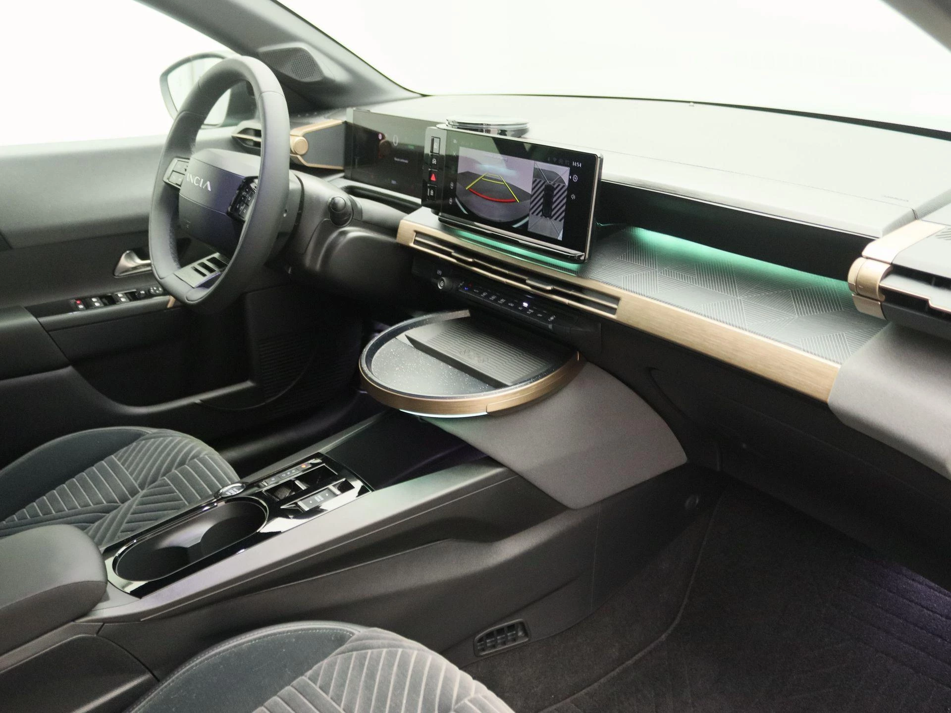 Lancia-Ypsilon-image-20